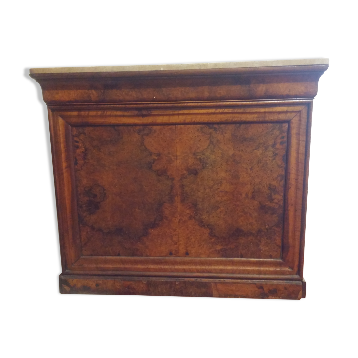 Store furniture counter