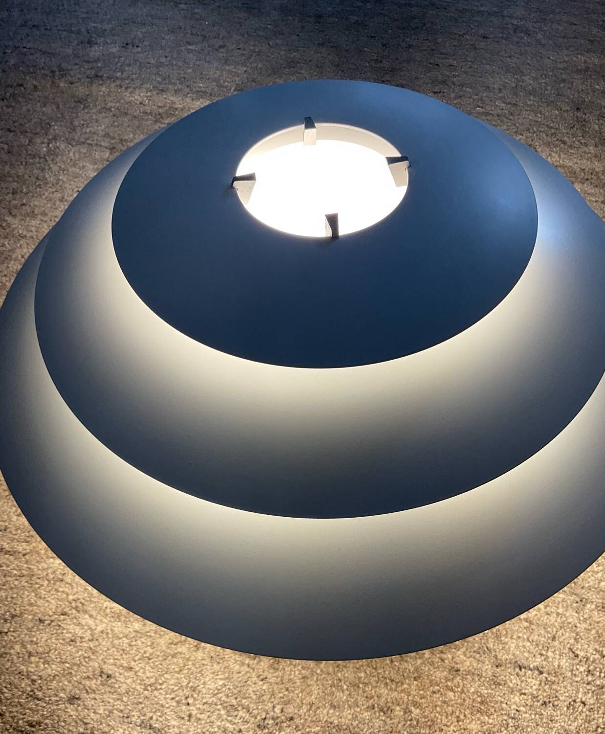 Plafonnier PH Louis Poulsen par Poul Henningsen