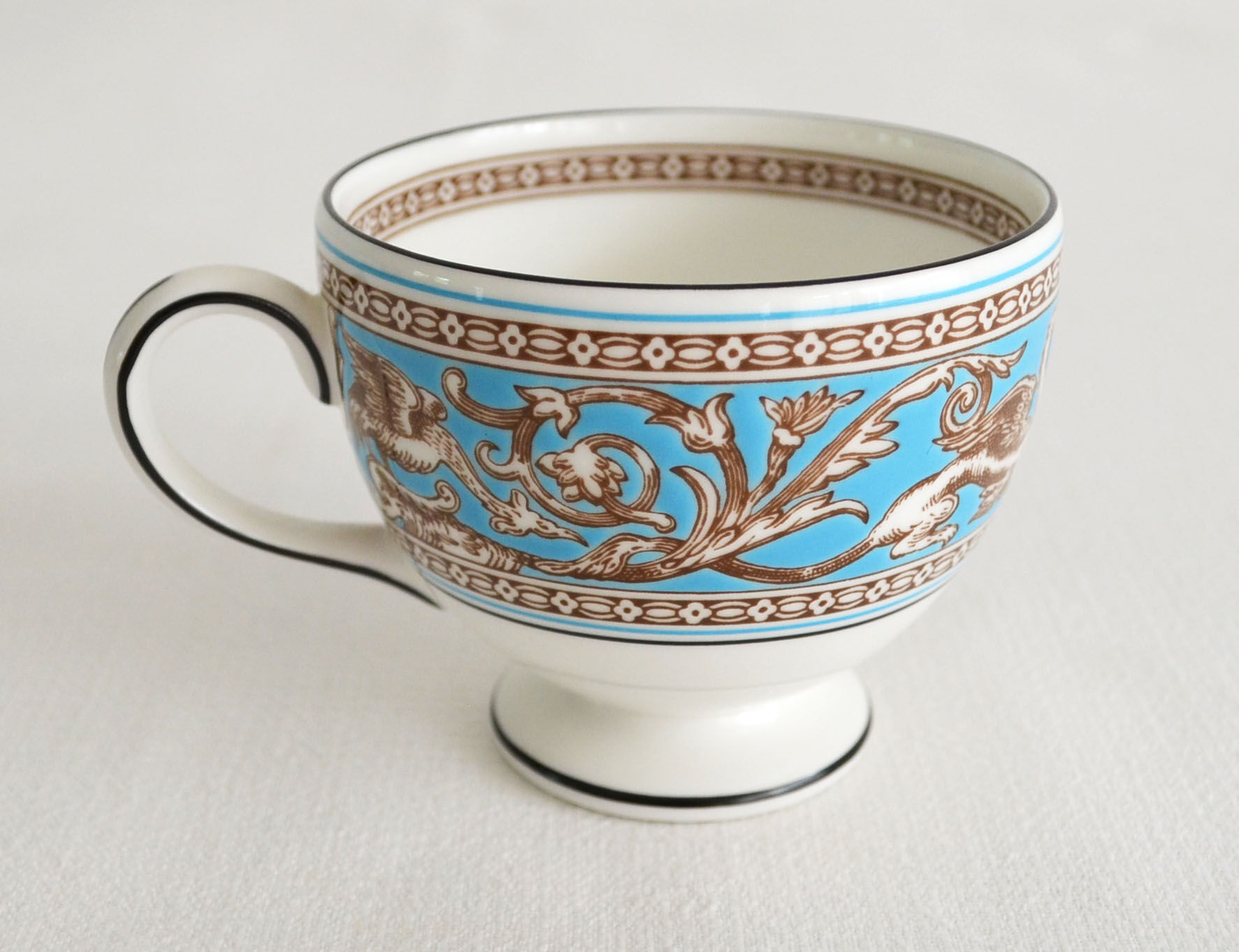 Wedgwood tea cup Florentine model