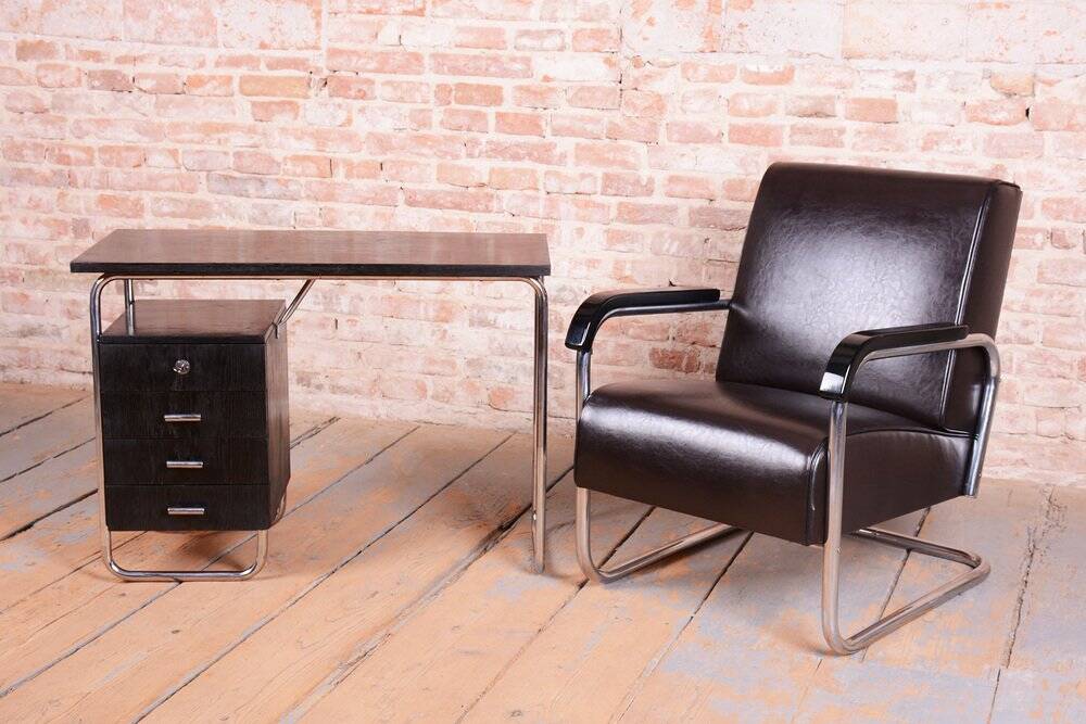 Bauhaus Writing Desk in Oak and Chromed Steel by Robert Slezák, Czech, 1930s