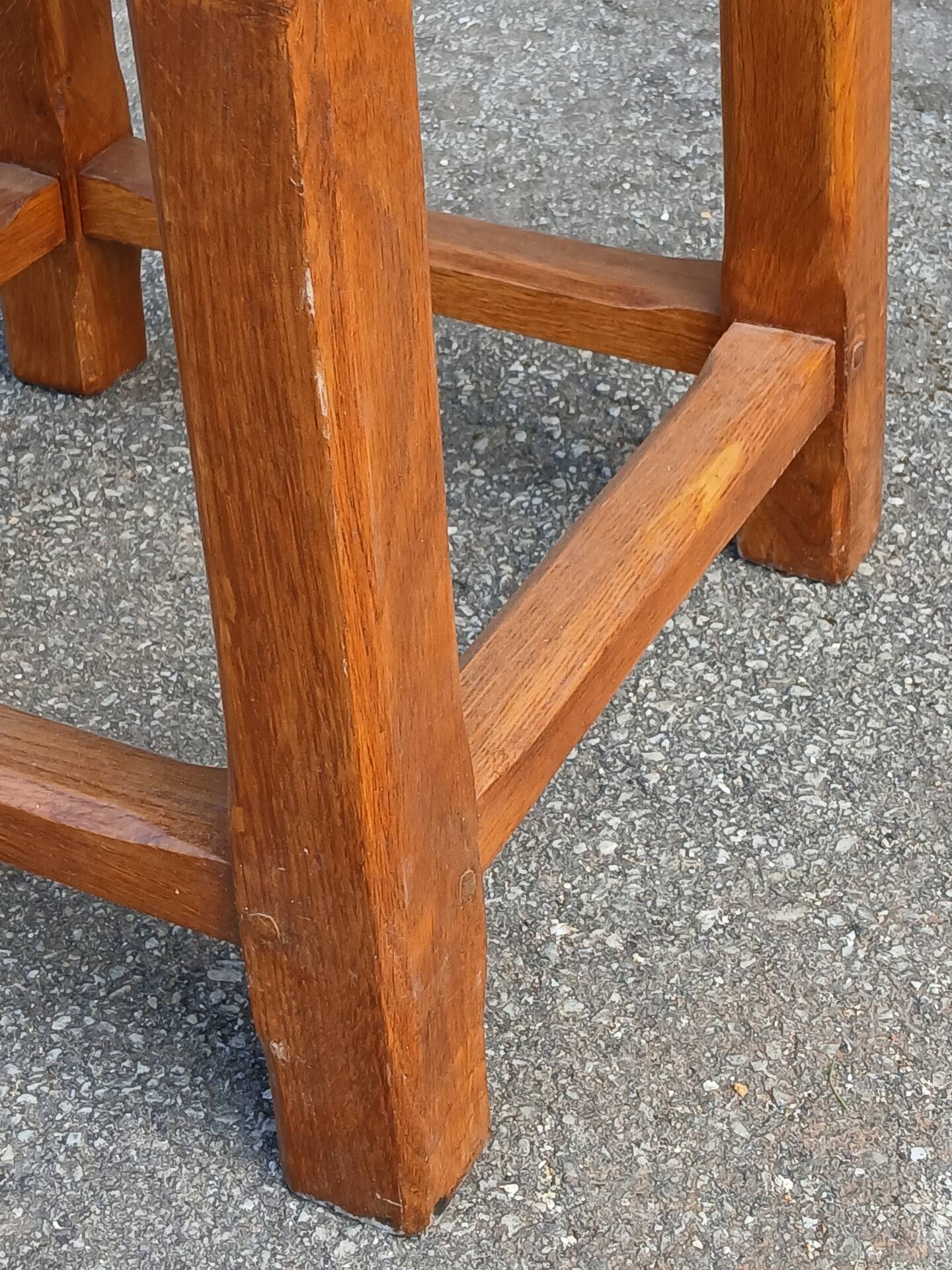 Tabouret paillé en chêne
