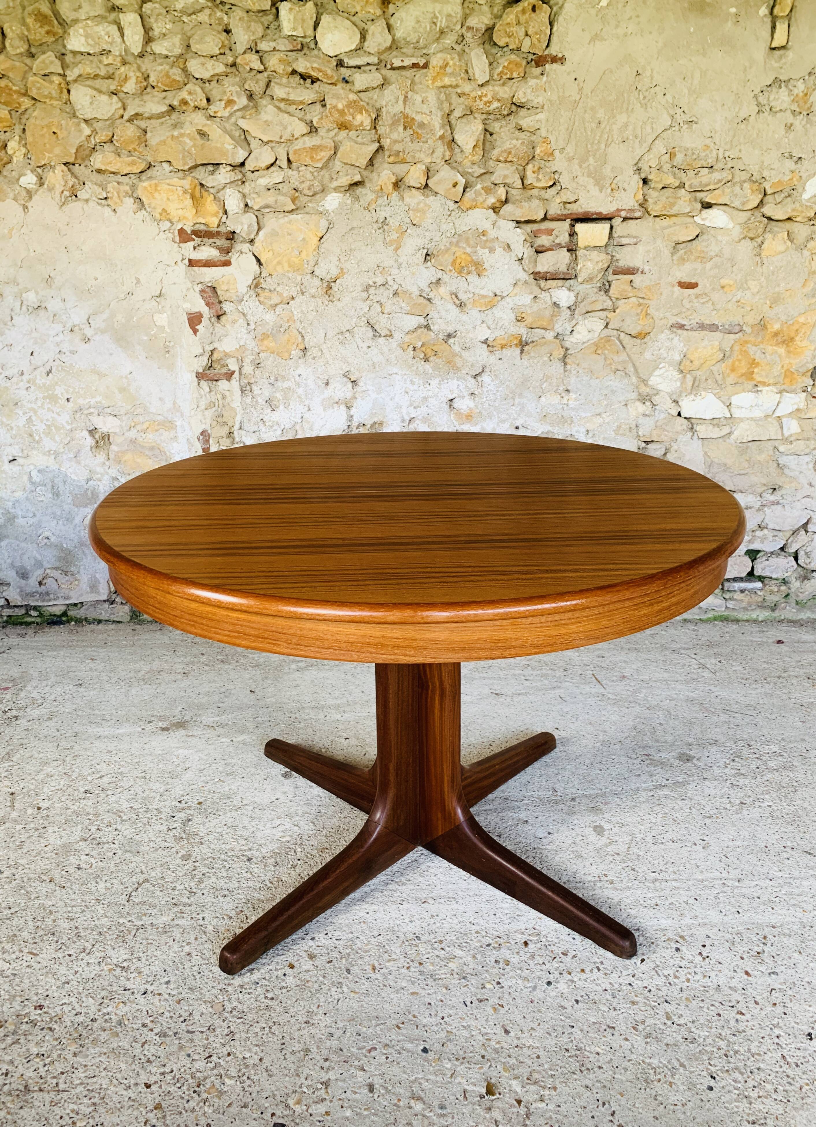 Extendable Scandinavian style dining table with double elongations by Maison Ducau, Circa 1970
