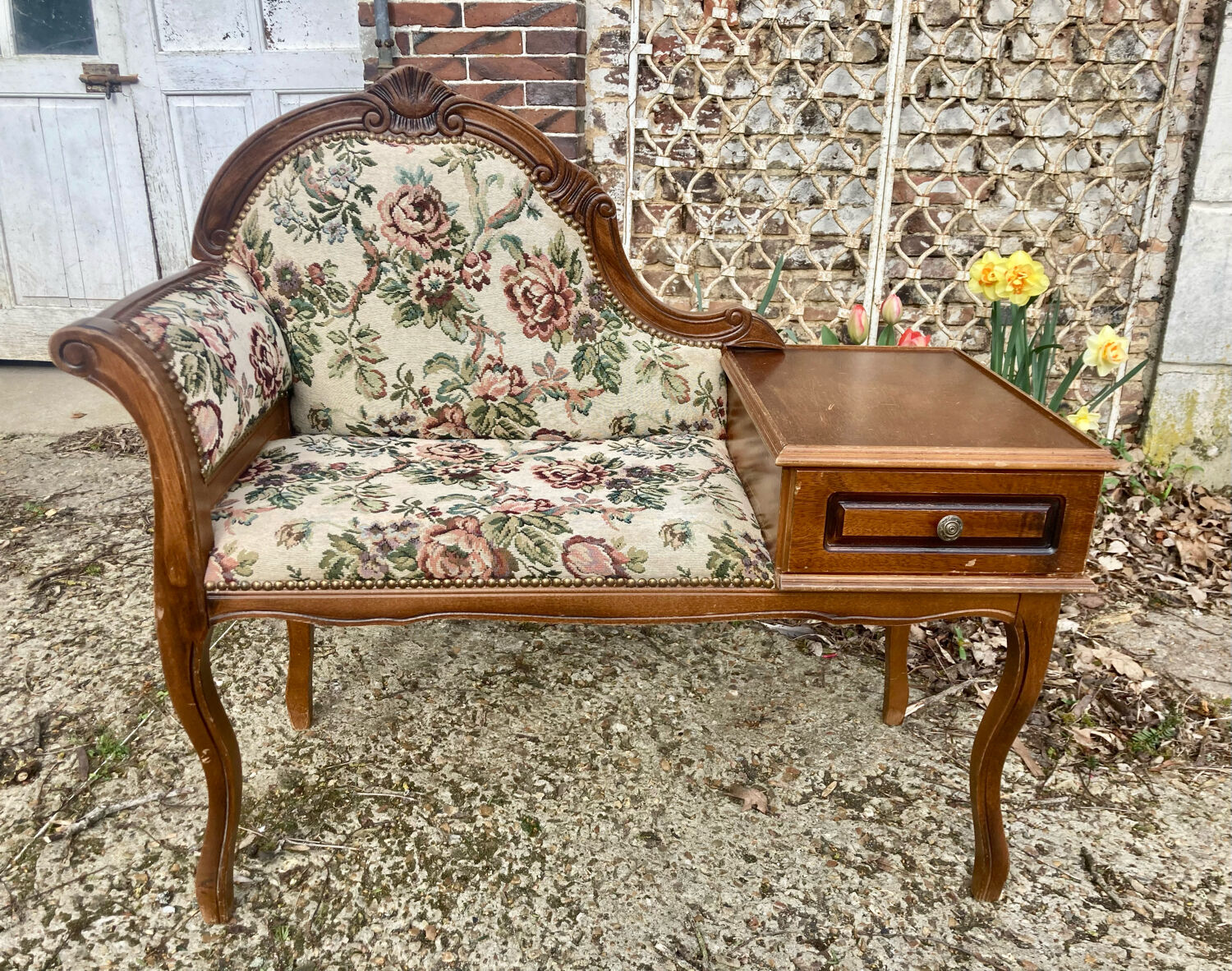 Telephone bench furniture