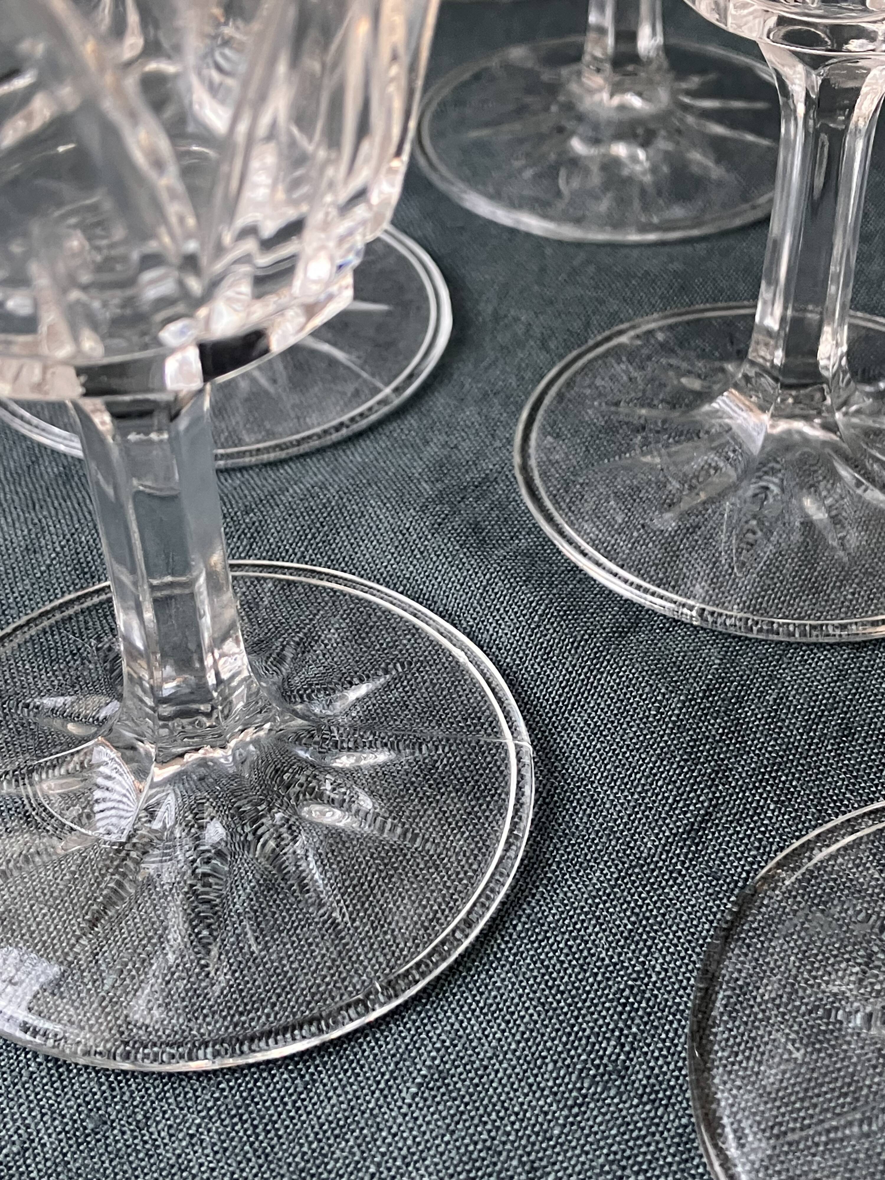 Set of 11 vintage cut glass glasses from Vmc Reims France, model Arlequin.