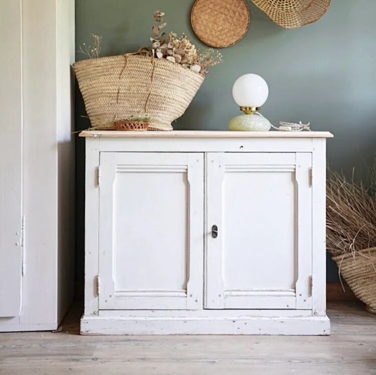 Buffet parisien patine blanche