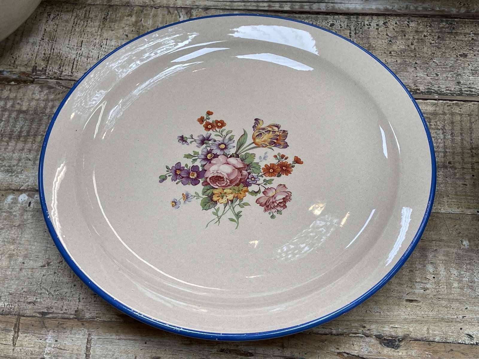 Salins Les Bains earthenware dinner service - 72 pieces