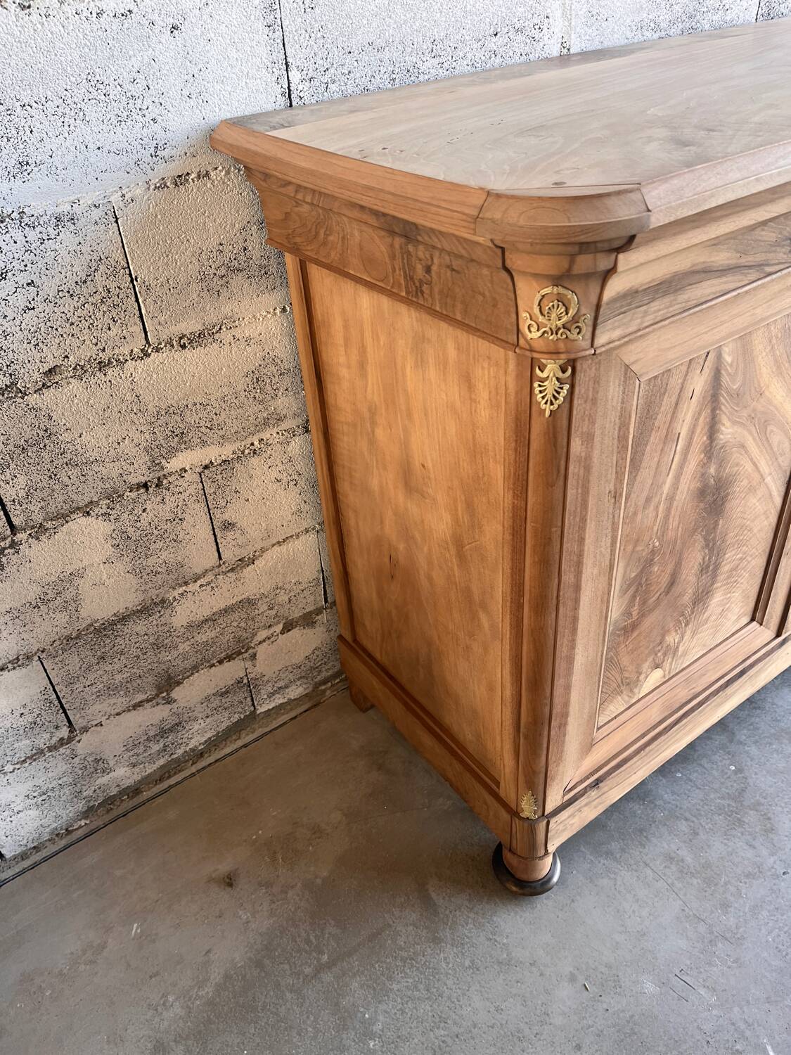 Buffet bahut enfilade en noyer brut