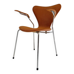 Chaise en bois 3207 par