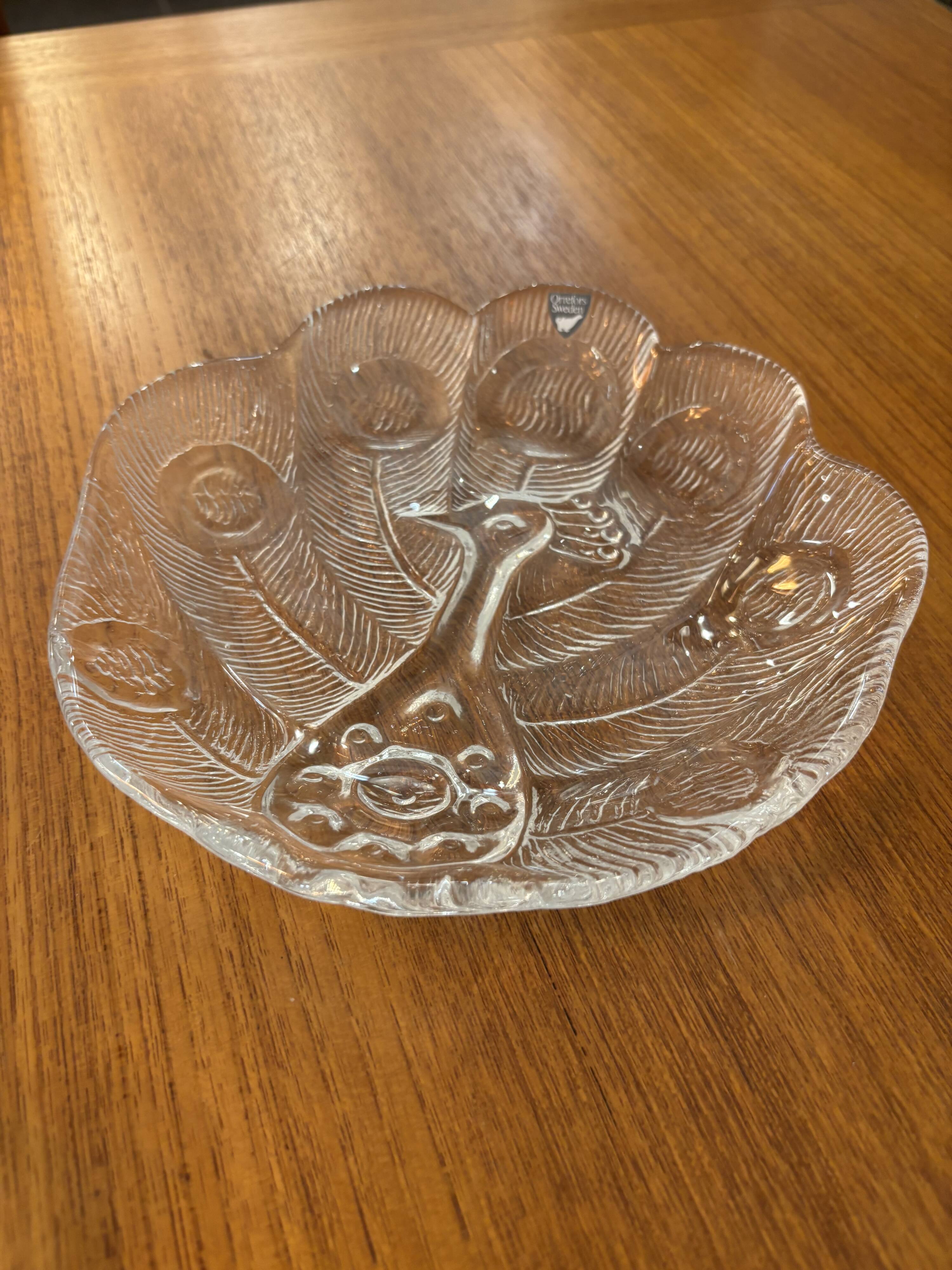 Assiette, Peakcock, verre de cristal, Lars Hellsten, Orrefors, Suède, 1970