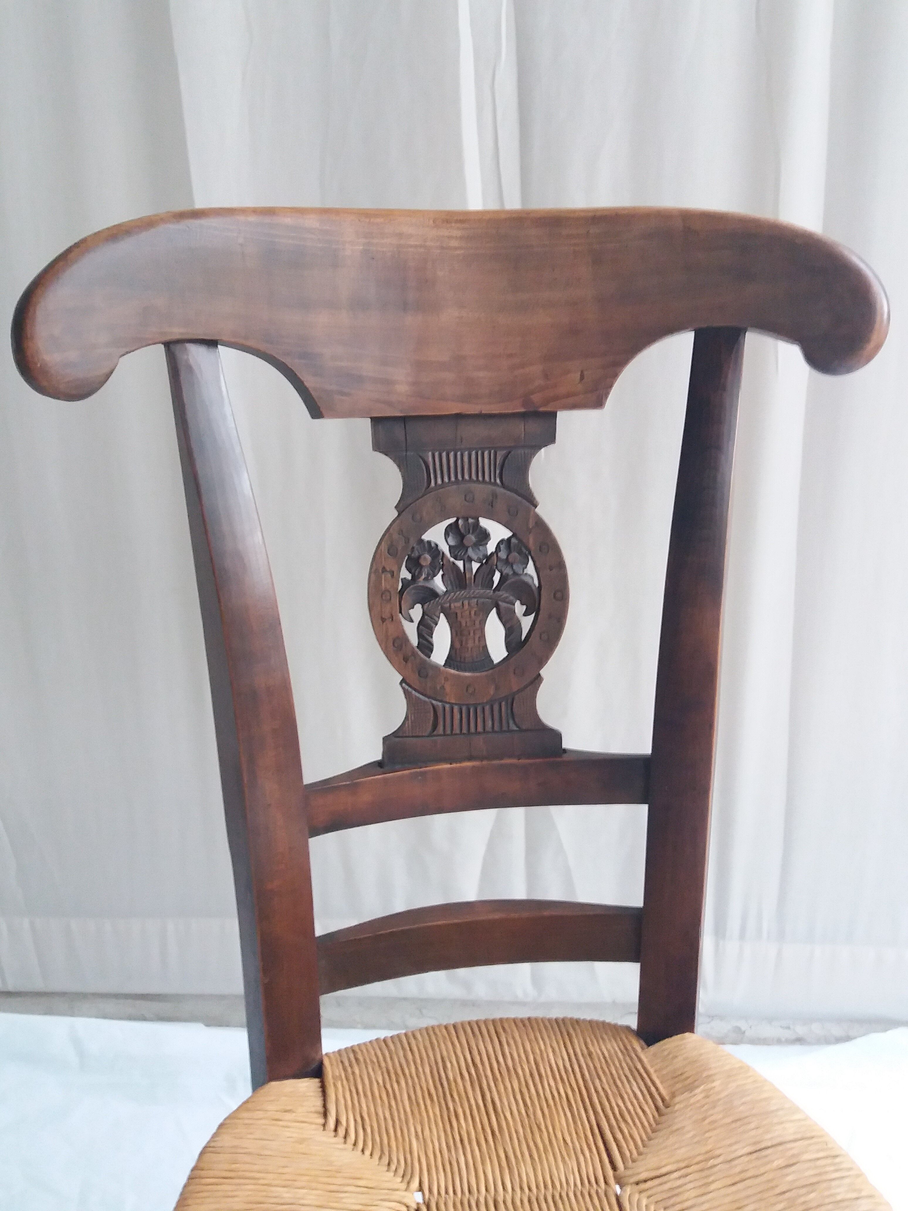 Chaise ancienne de nourrice