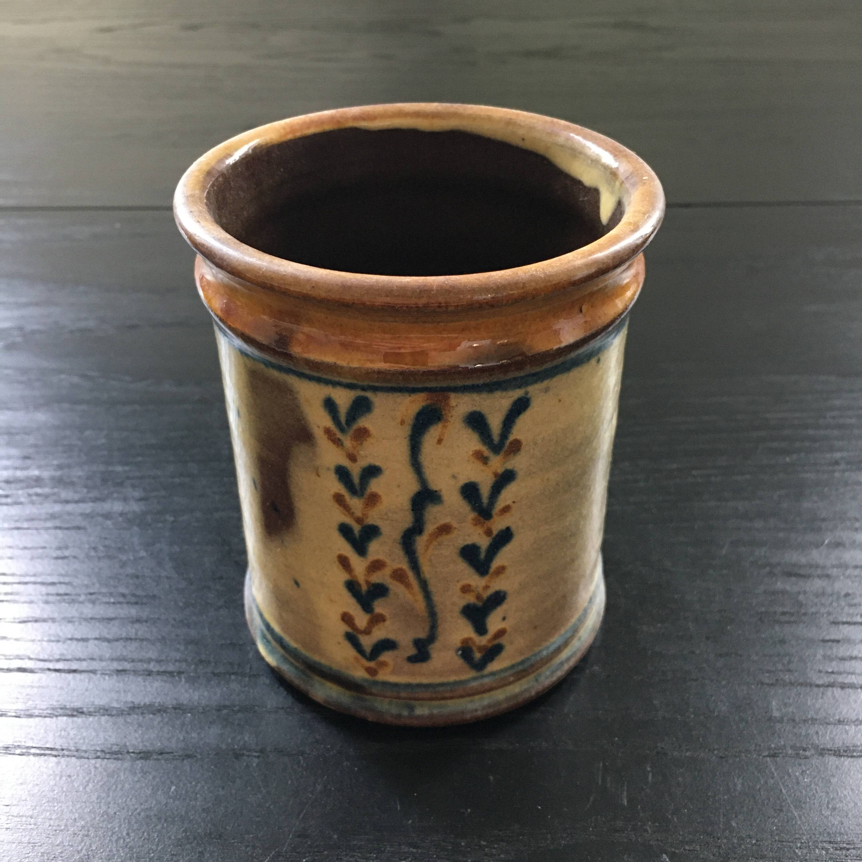 Pot en grès décor provençal