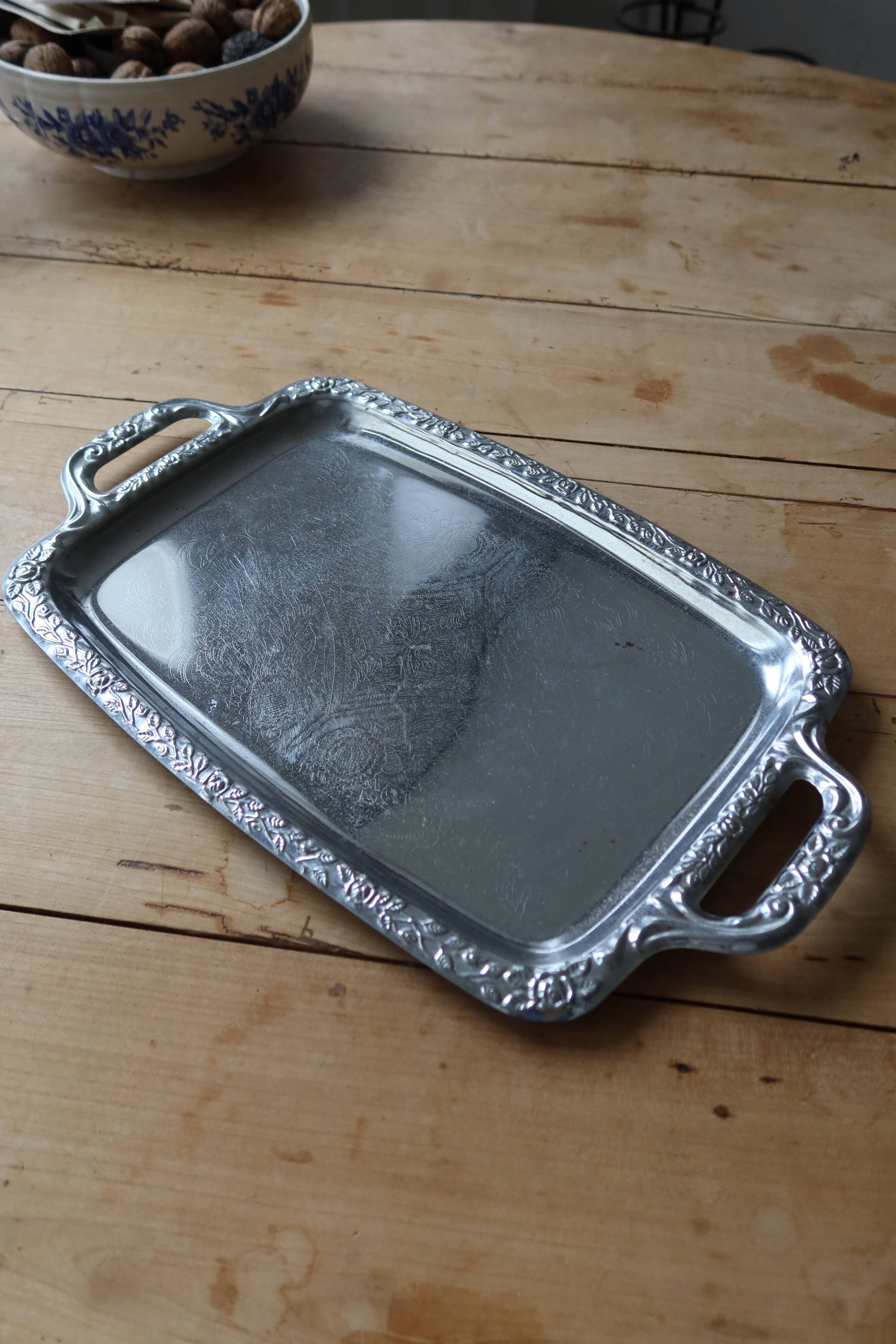Vintage rectangular silver-plated tray - Engraved pattern