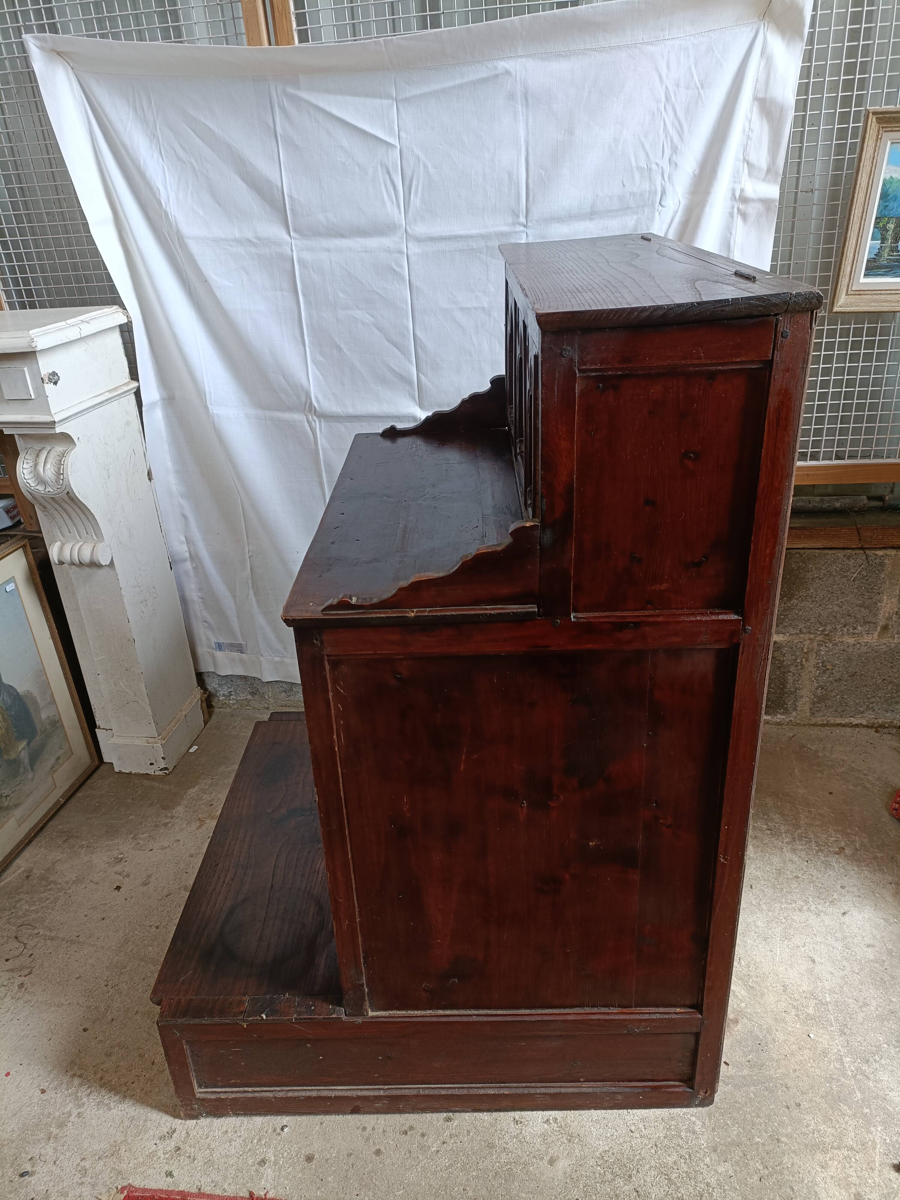 Mass furniture, pray to God