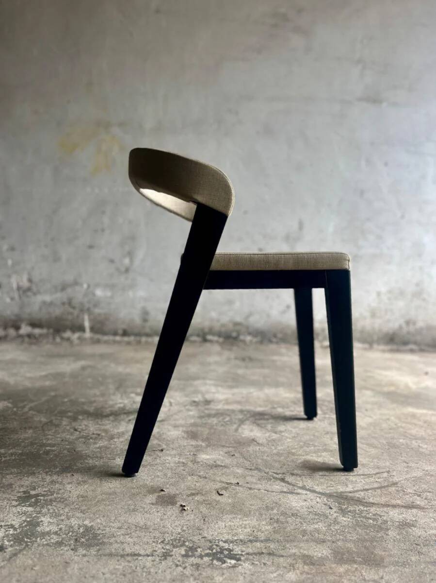 Set of 4 'Play' Chairs — Black Wood Frame with Beige Upholstery by Alain Berteau for Van Rossum