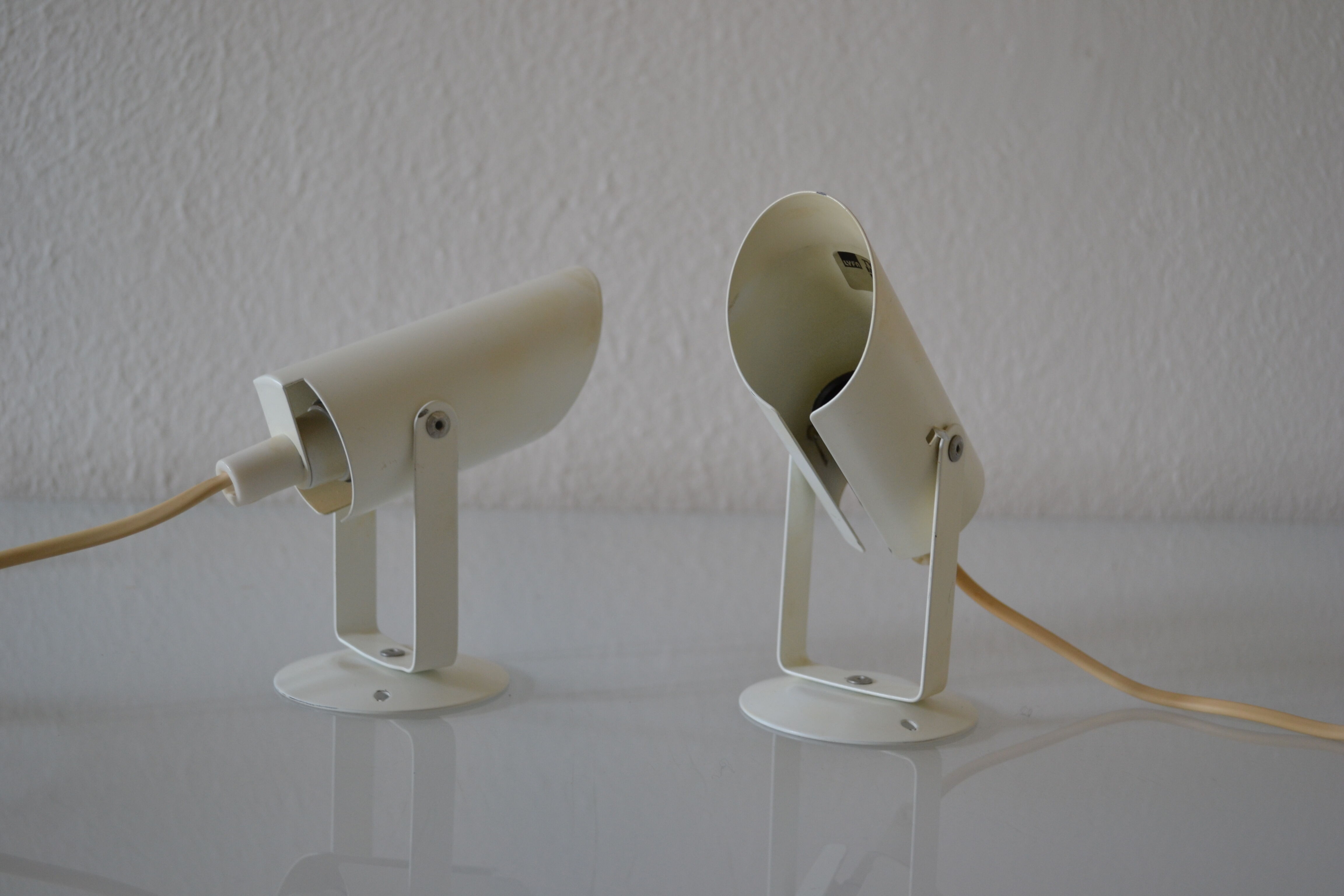 Paire d'appliques scandinaves 60's Lyfa 3009