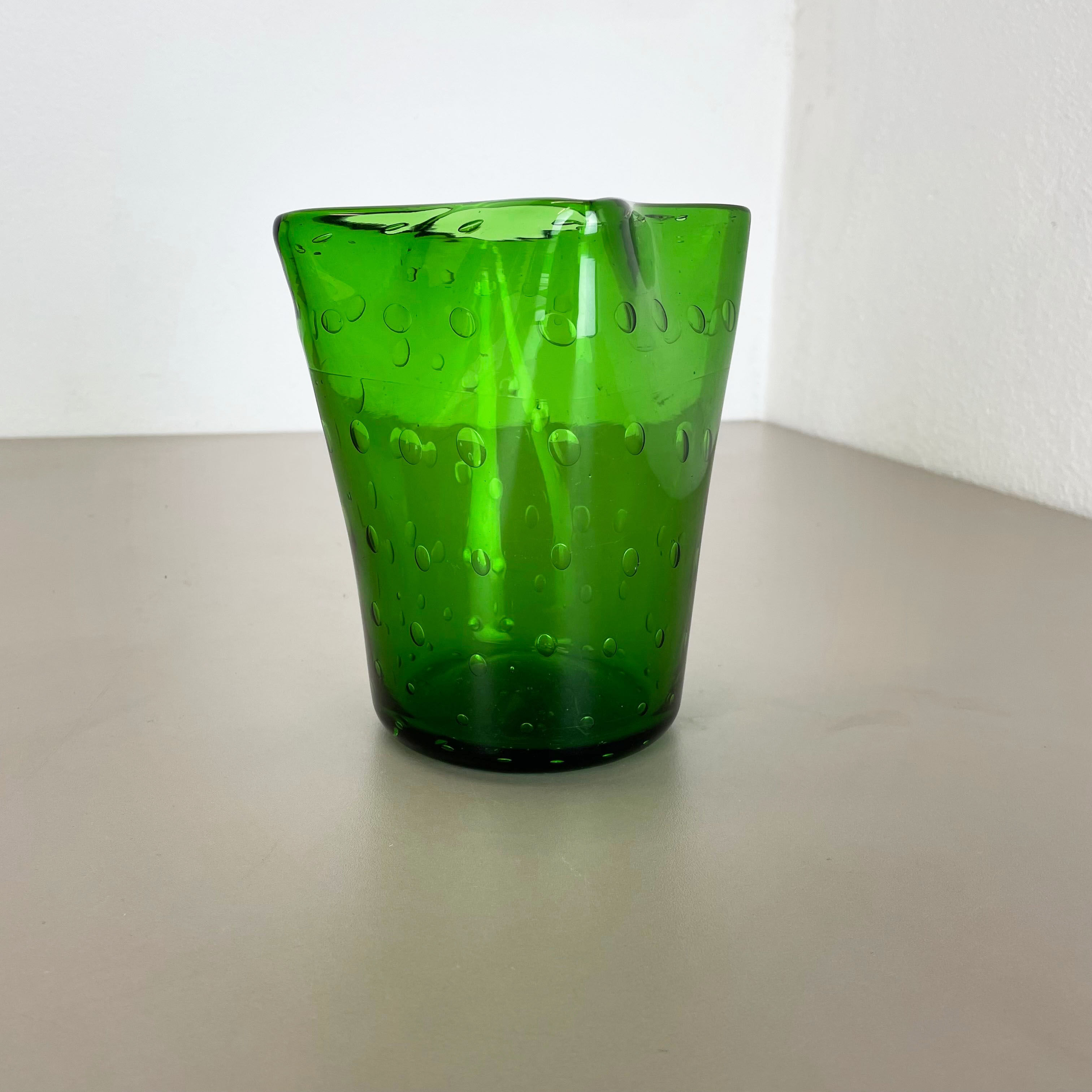 Murano Glass Bullicante Bubble "Green" Vase Element Shell Murano, Italy, 1970s
