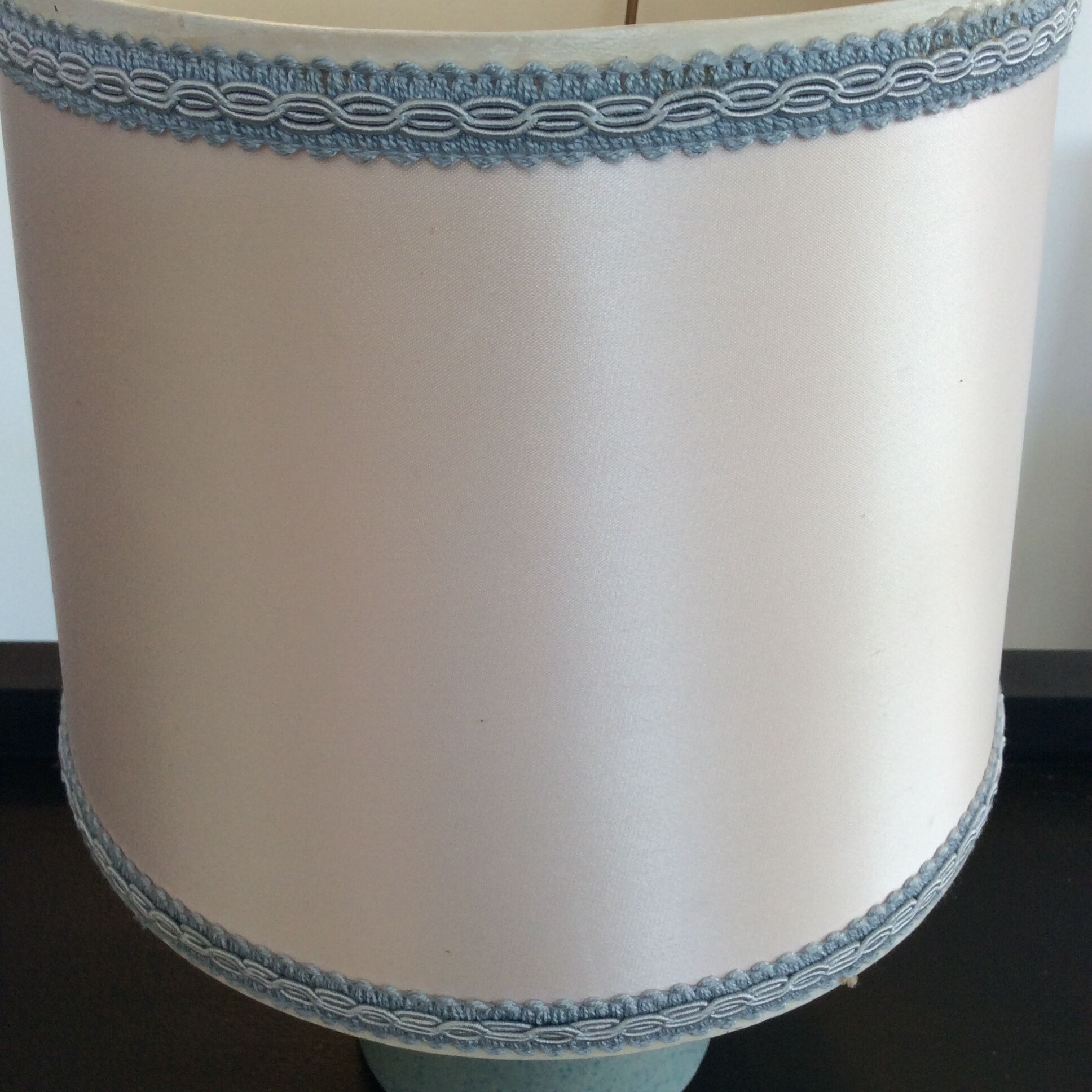 Vintage lamp from the 70s and 80s in ceramic