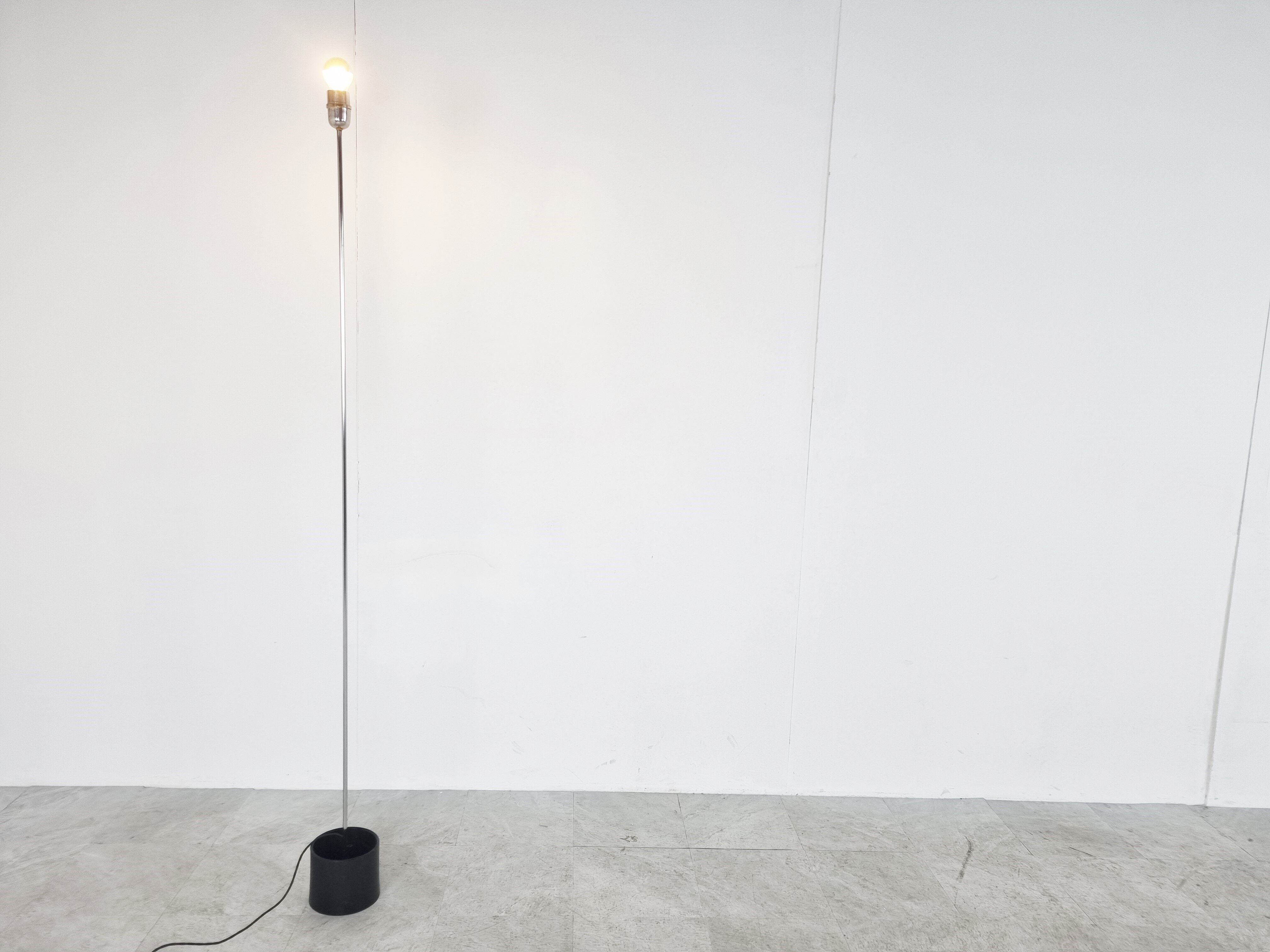 Minimalist italian floor lamp, 1970s