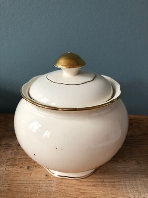 Ensemble De 24 Pièces Service À Café Villeroy Et Boch Modèle Mettlach Années 1950
