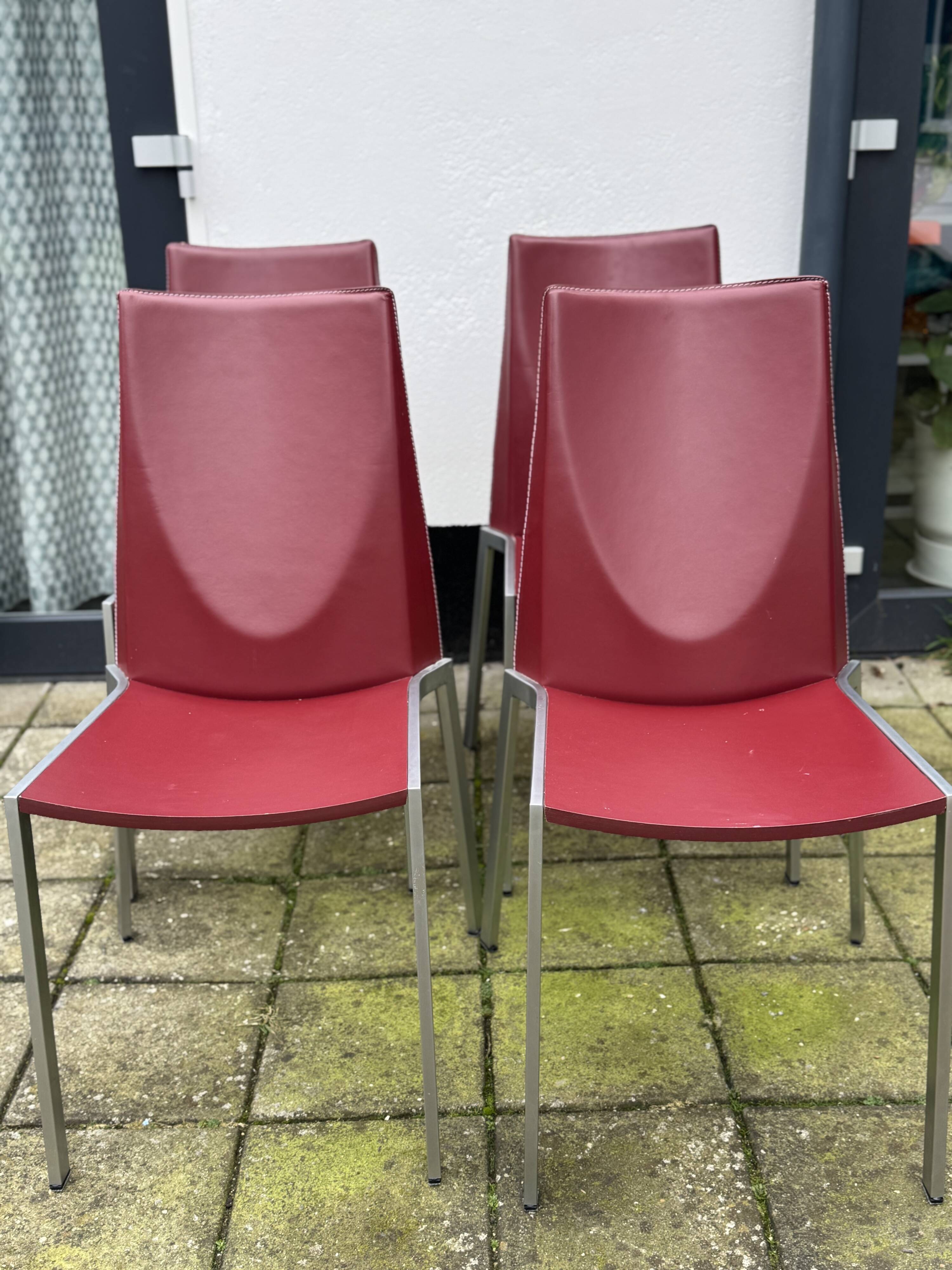 4 chaises de salle à manger italiennes post-modernes Bross