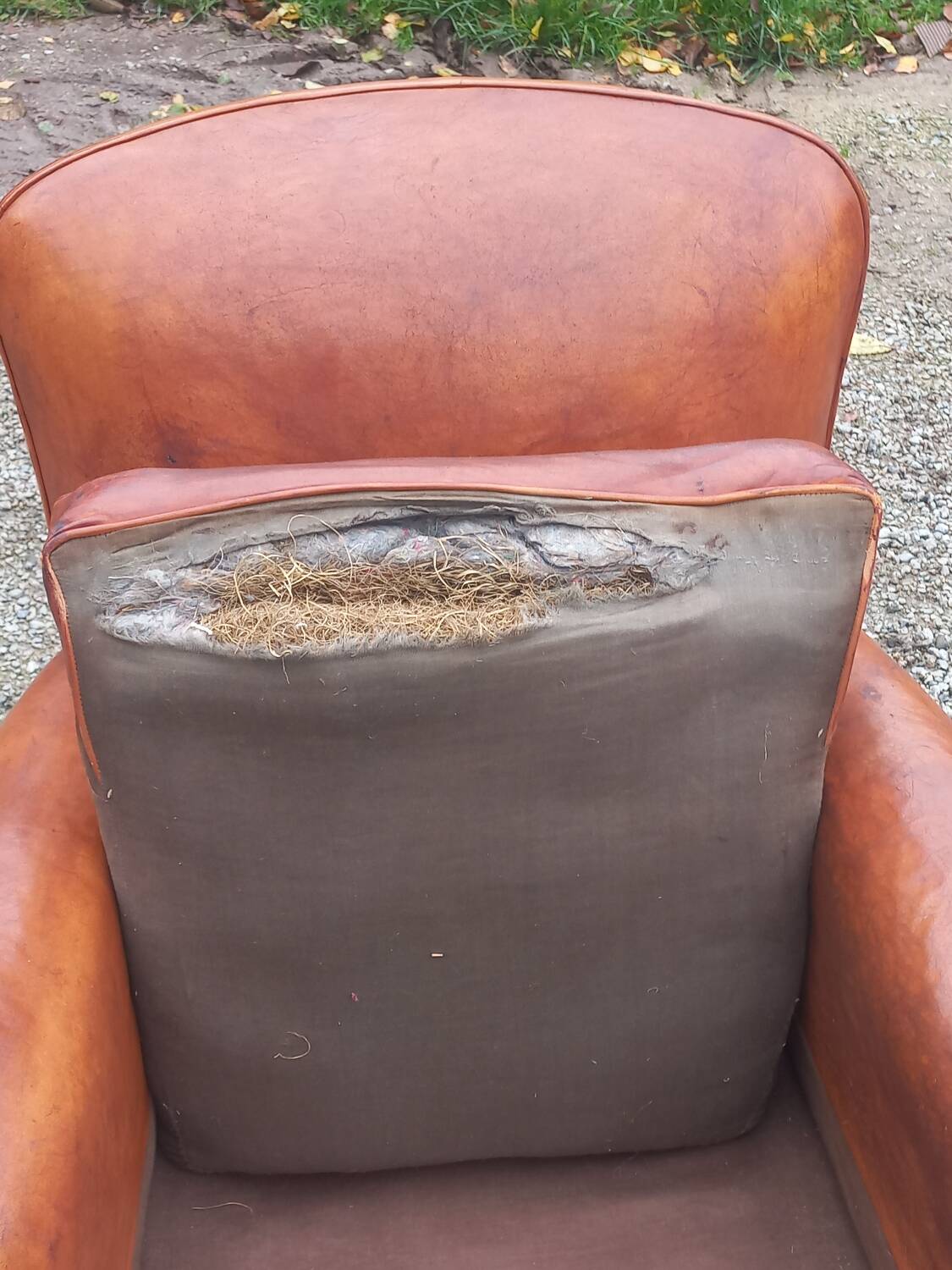 Art deco leather club chair from the 1930s