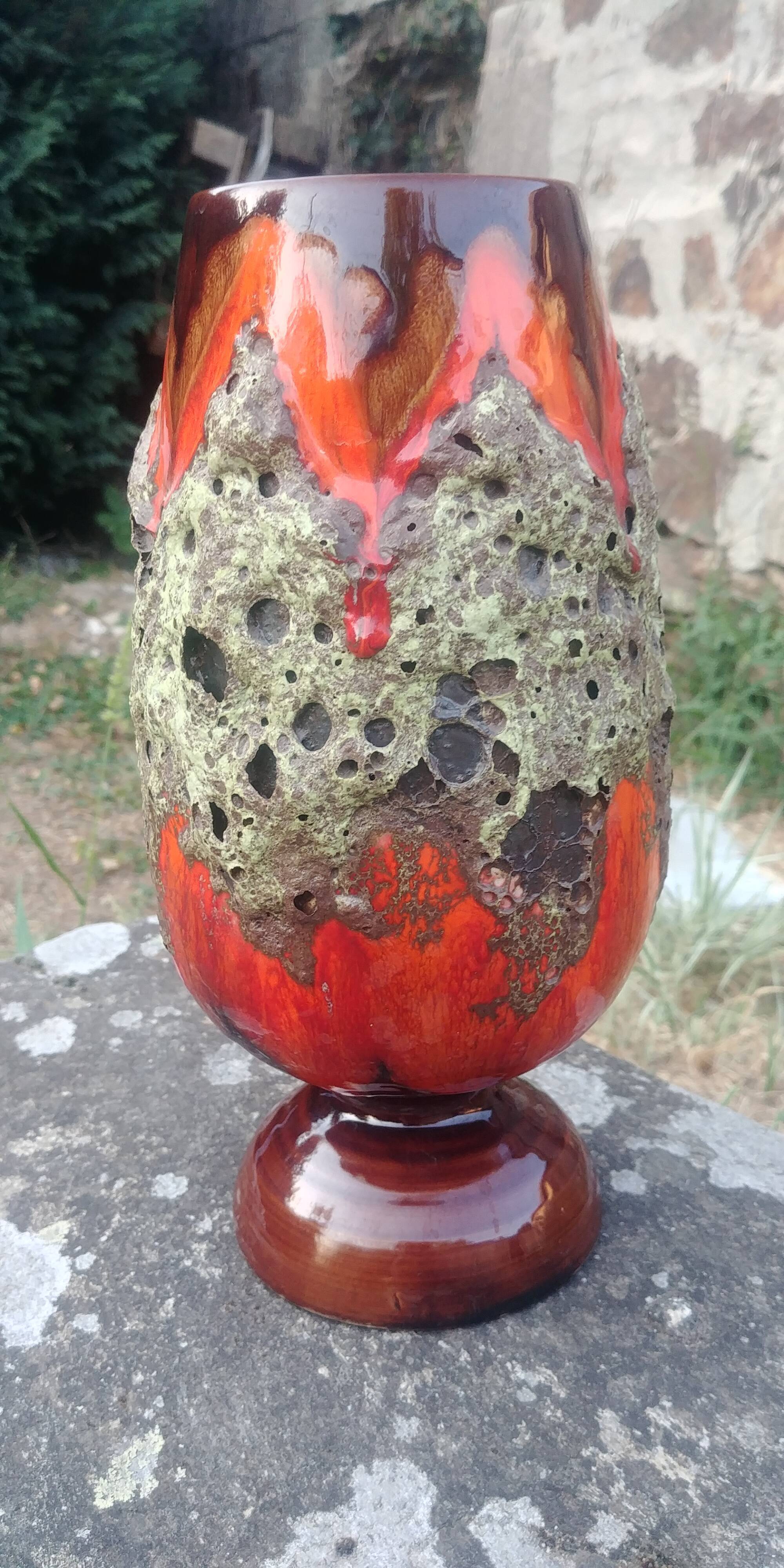 Fat lava vase in glazed ceramic vintage orange/red 70s