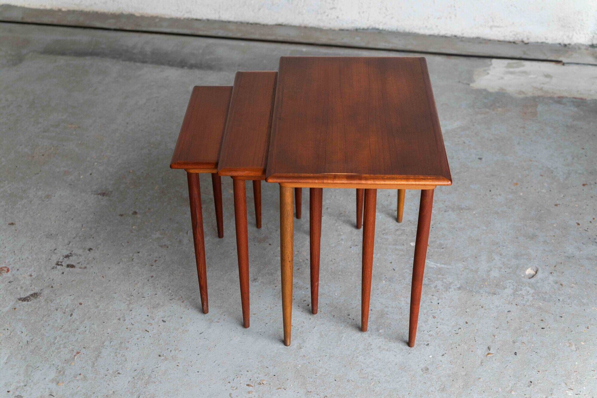 Set of 3 nesting tables, Danish design