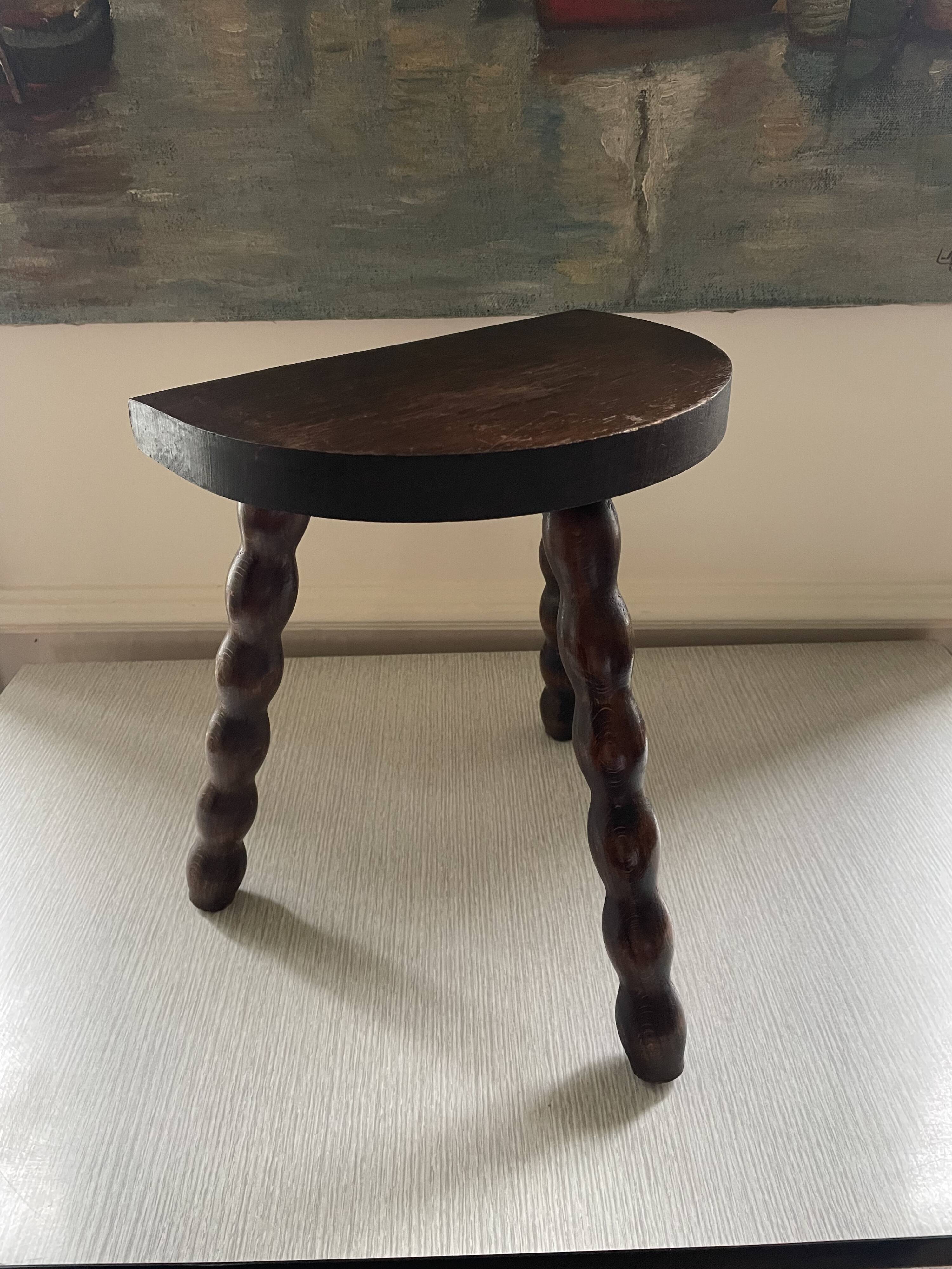 Tripod stool