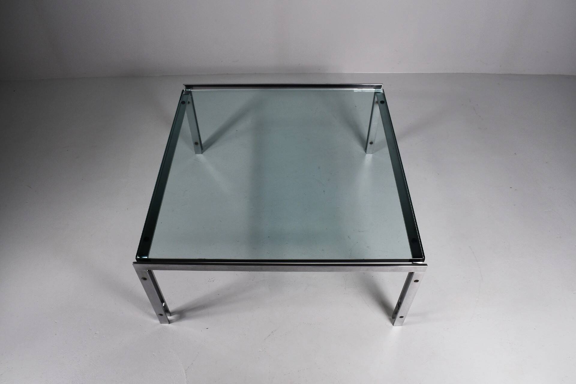 Coffee table model M1 - Designed by Hank Kwint for Metaform