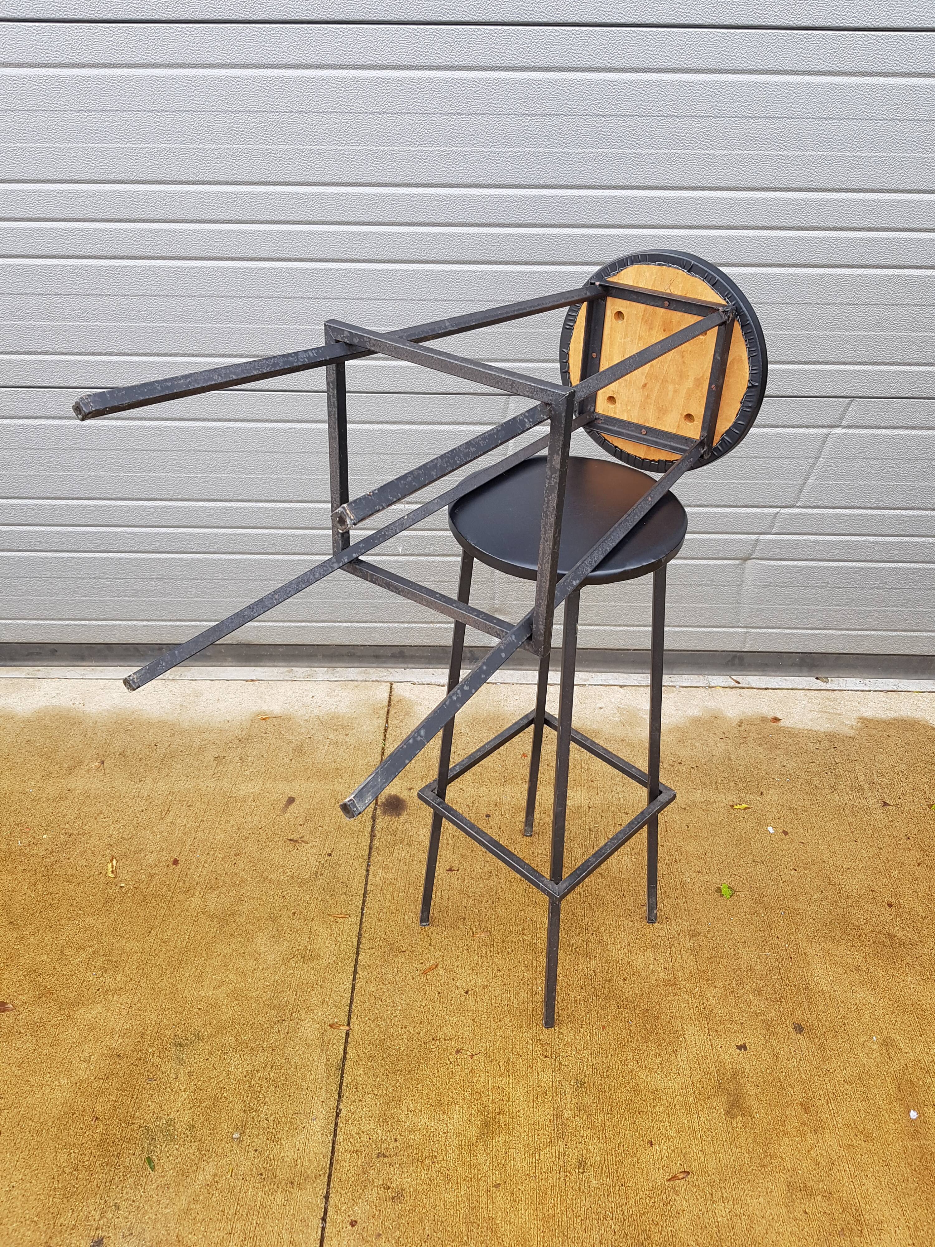 Set of 2 metal stools
