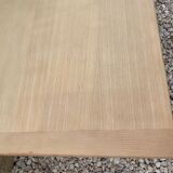 Stripped and extendable farm table