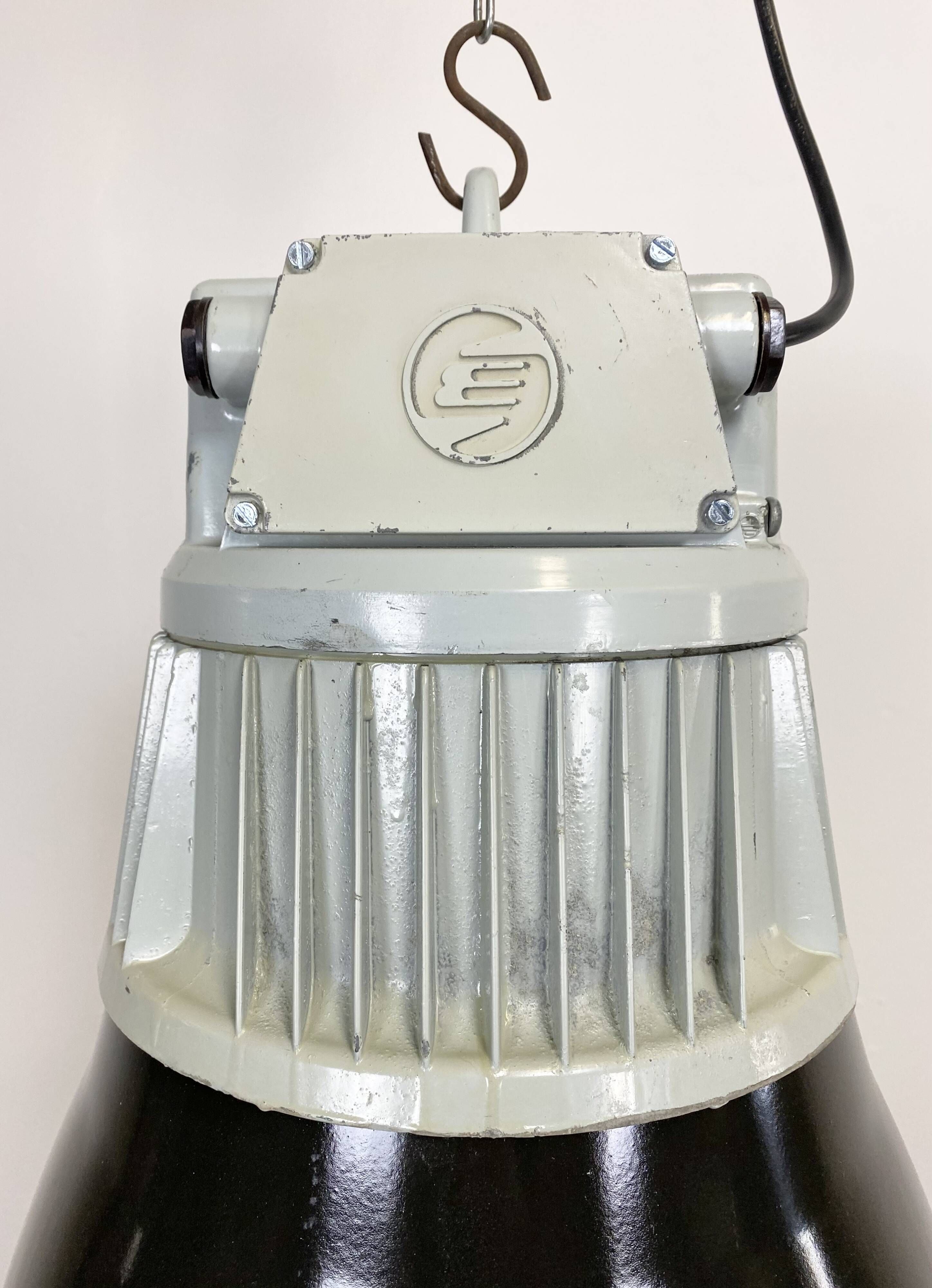 Black enamel industrial pendant light, 1960
