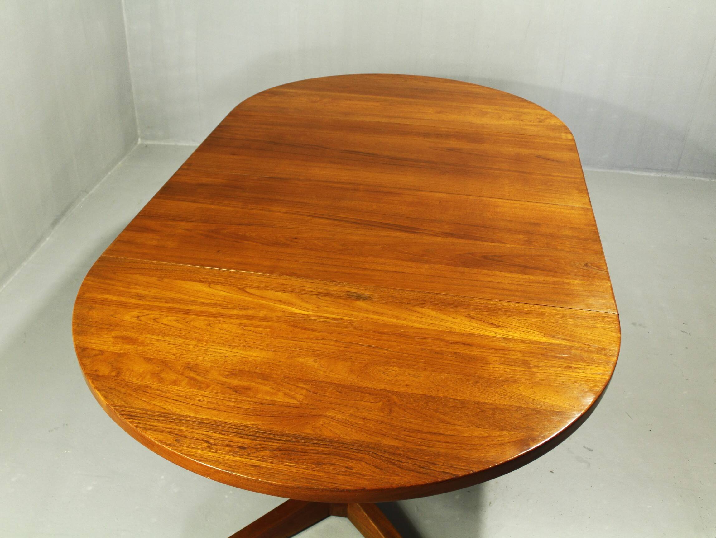 Table à manger extensible danoise en teck, années 1980