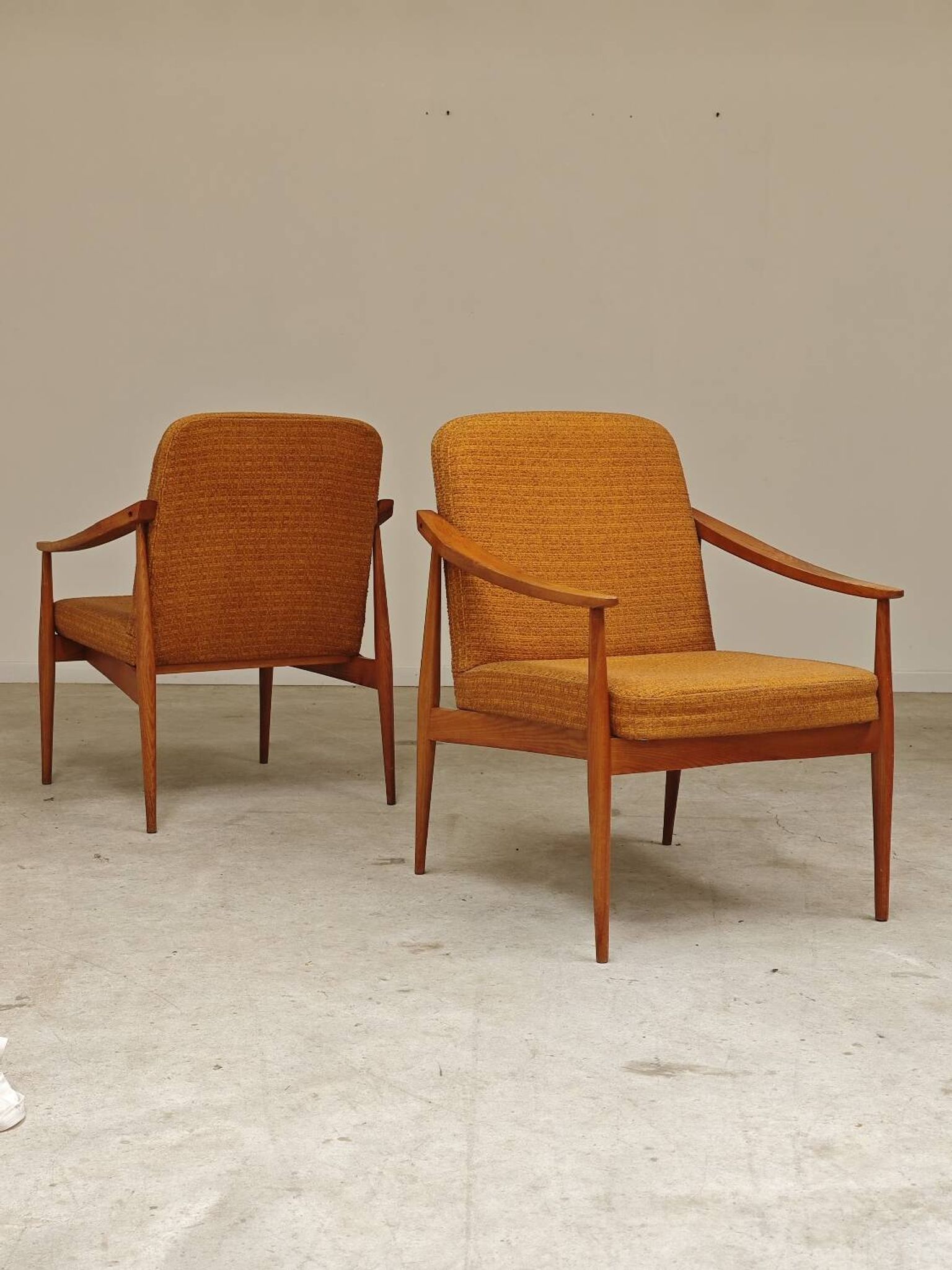 Pair of Czech armchairs in mustard flecked fabric, 1960.