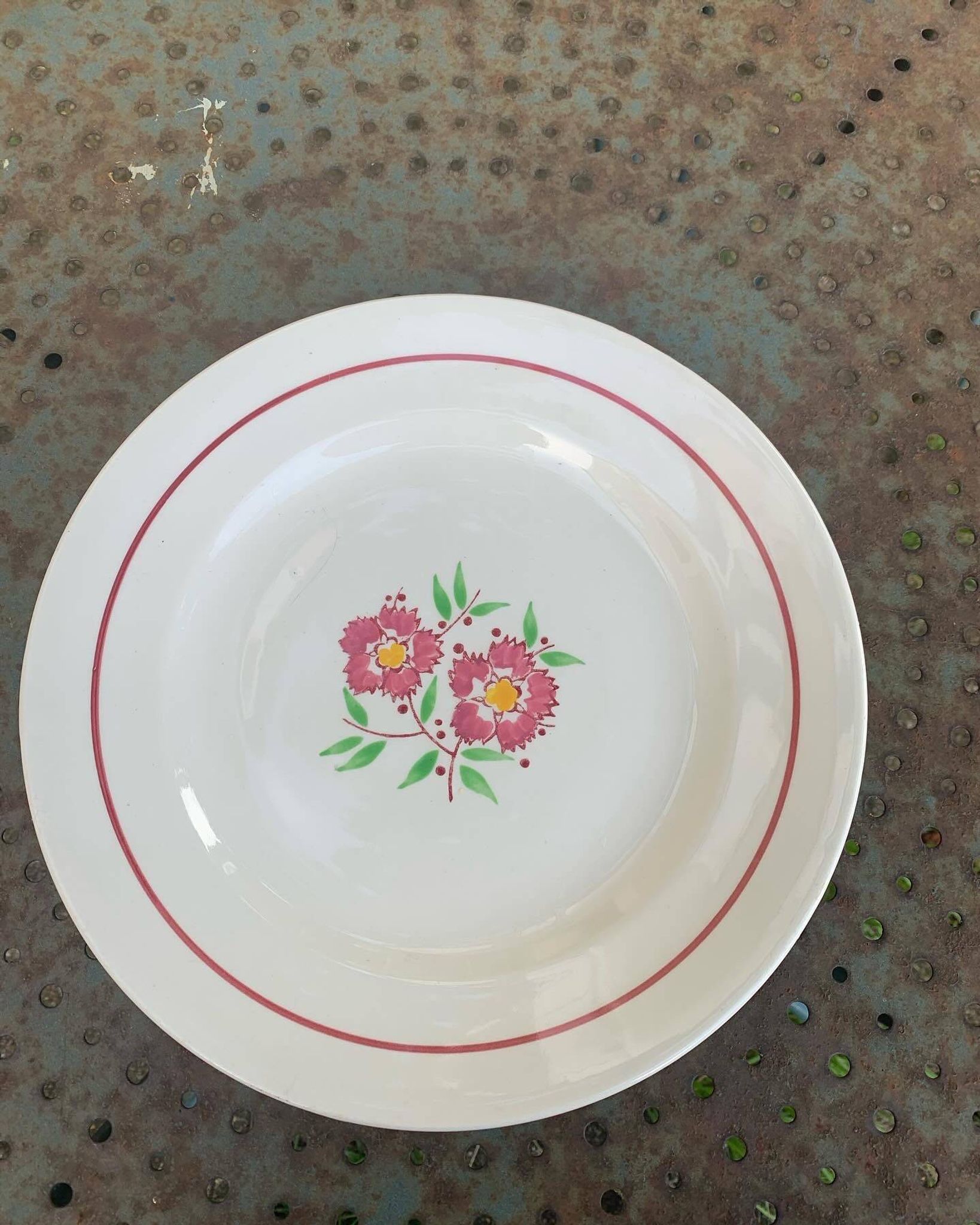 Cake dish, Madonna model, Moulin des Loups, Orcerame, made in France,