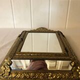 Pareclosed mirror