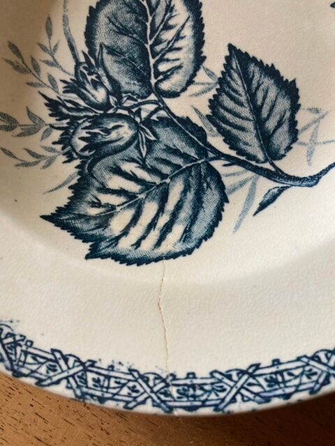 Pair of Choisy le Roi soup plates