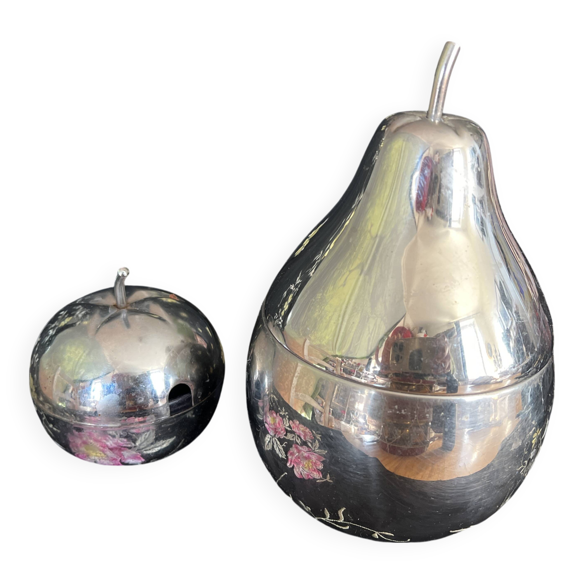 Ice bucket and sugar bowl