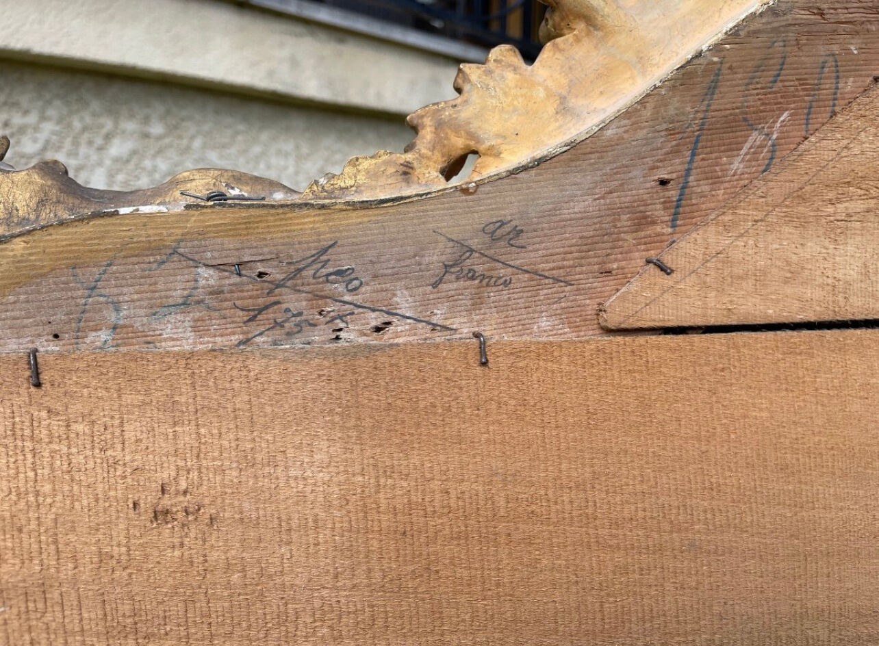 Gold fireplace mirror 184x120cm