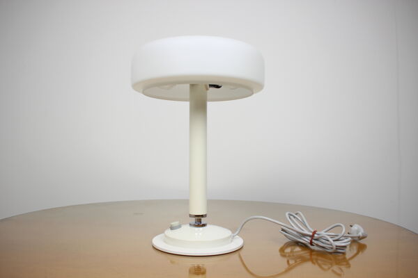 Lampe De Table Blanche Rare Du milieu Du Siècle / napako, Années 1960
