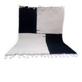 Beni Ouraine Berber rug, white and black, size 150 x 250 cm
