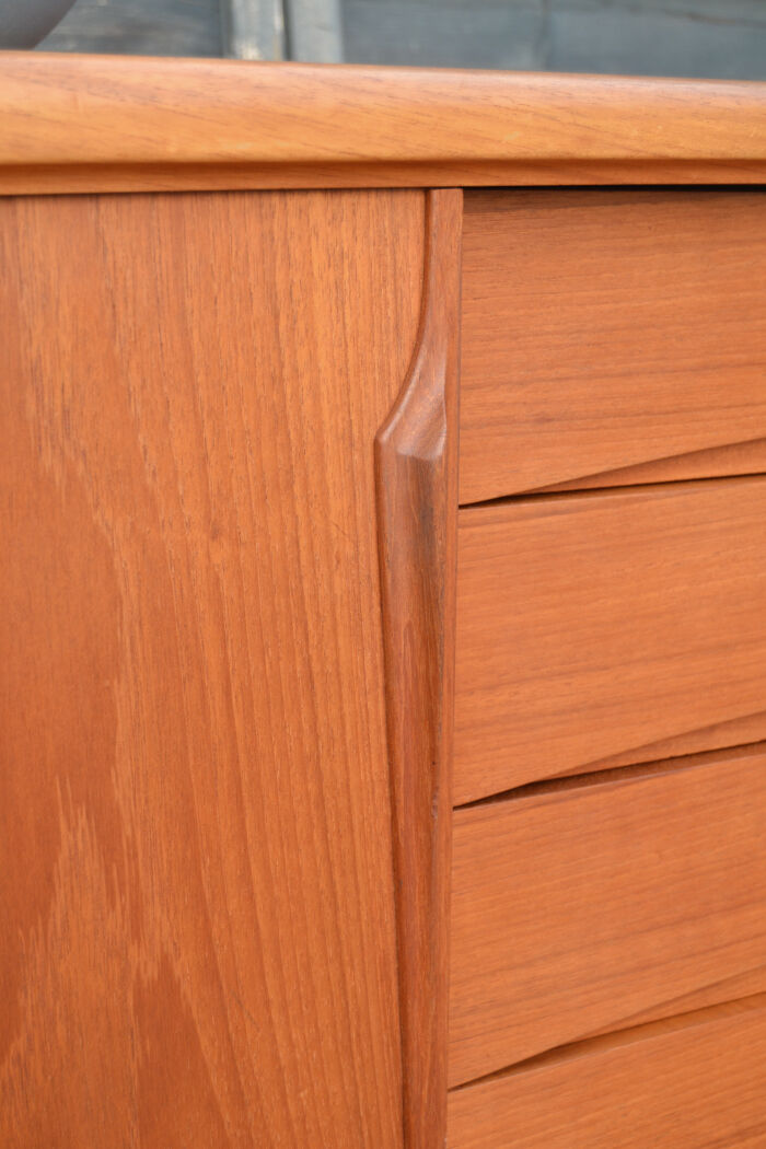 Enfilade danoise par Gunni Omann * 240 cm