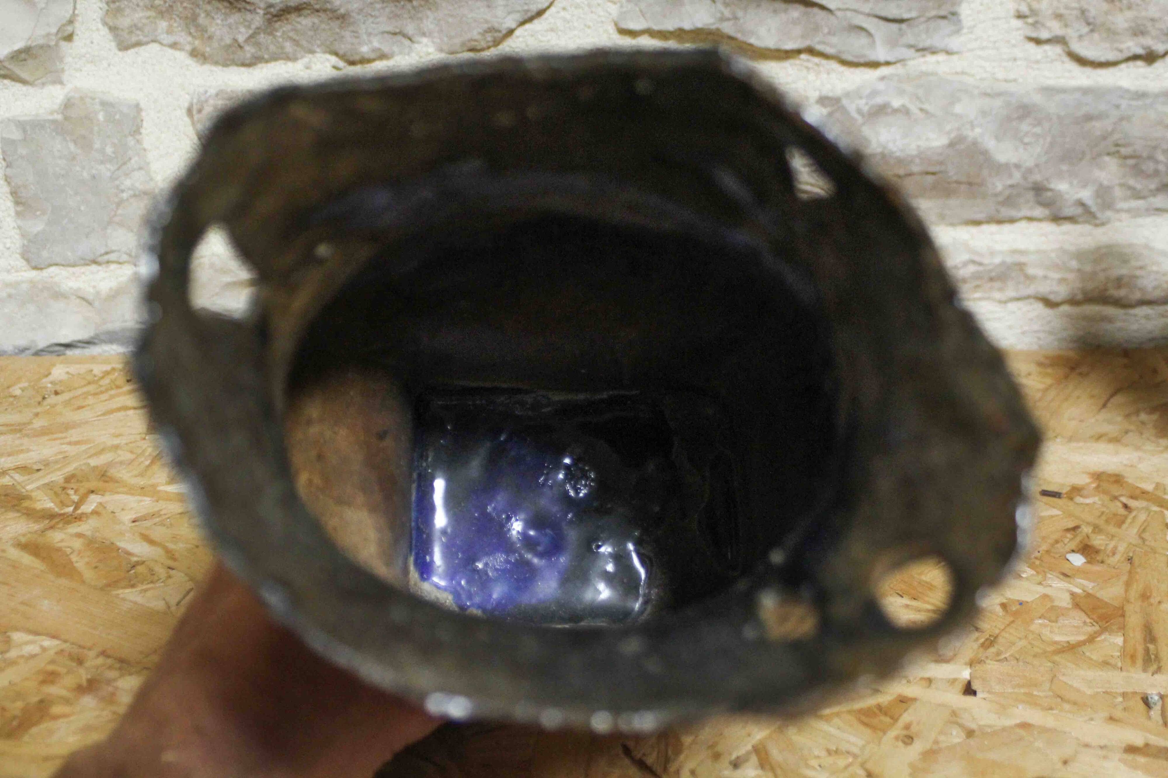 Vase made from a slab of scarified stoneware
