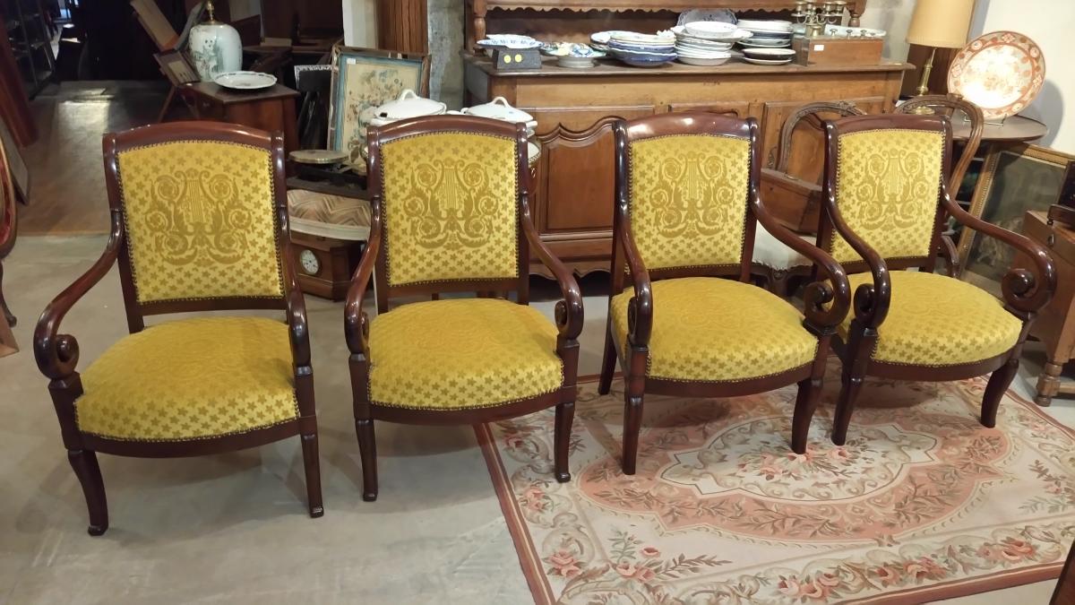 Pair of lacrosse XIX mahogany chairs