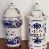 Pots a pharmacy in earthenware