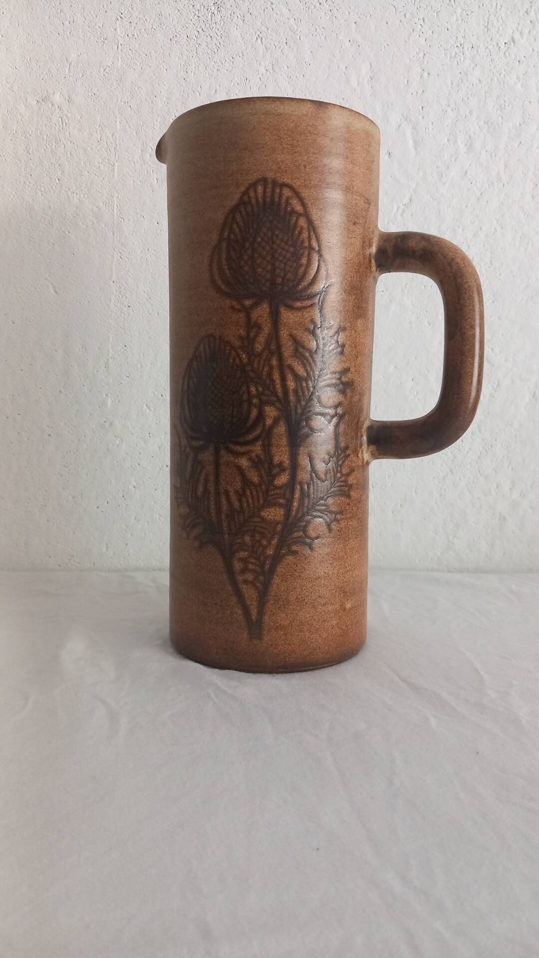 Pichet, vintage stoneware vase from Vallauris – Fonck & Matéo, thistle decoration from the 1970s.
