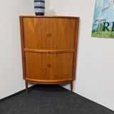 Buffet d’angle de teck par Dyrlund