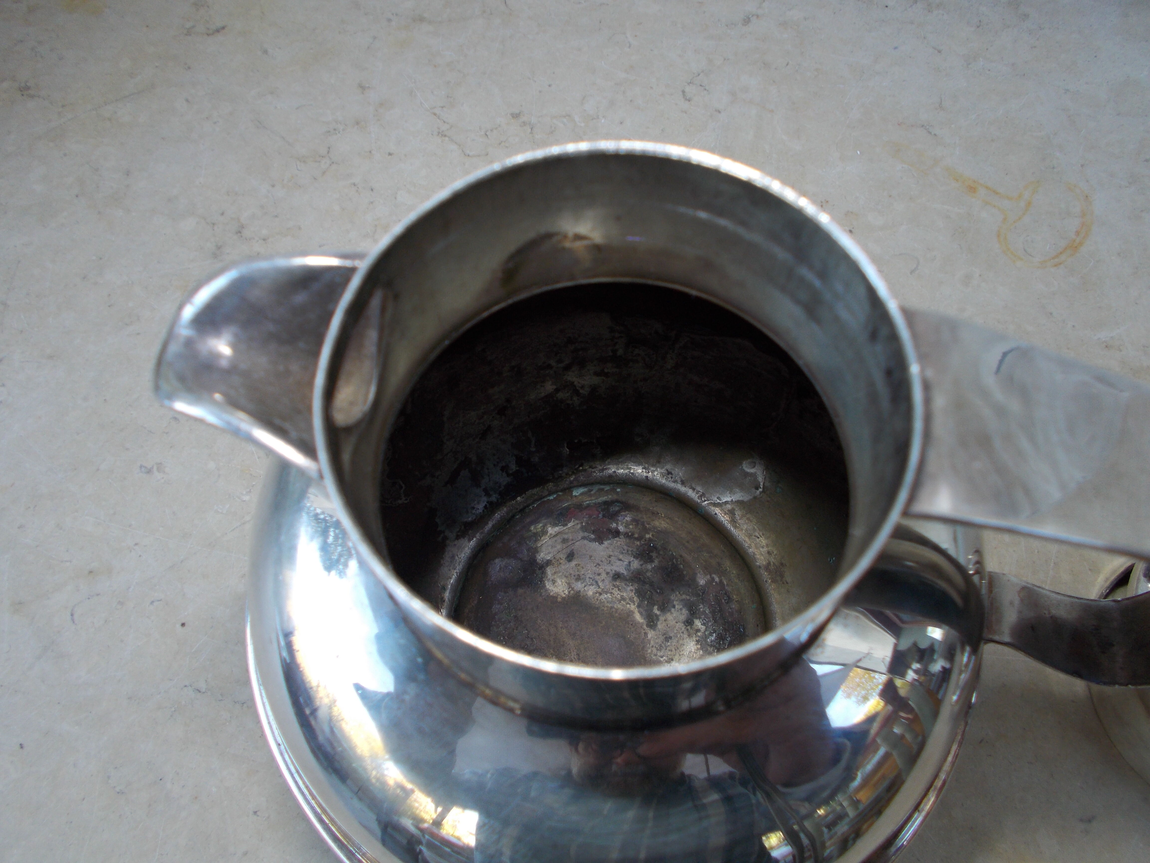 Vintage silver metal pourer Marlboro copper
