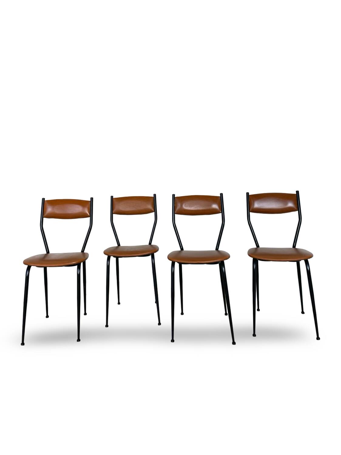 Chaises italiennes du milieu du siècle, années 1960.