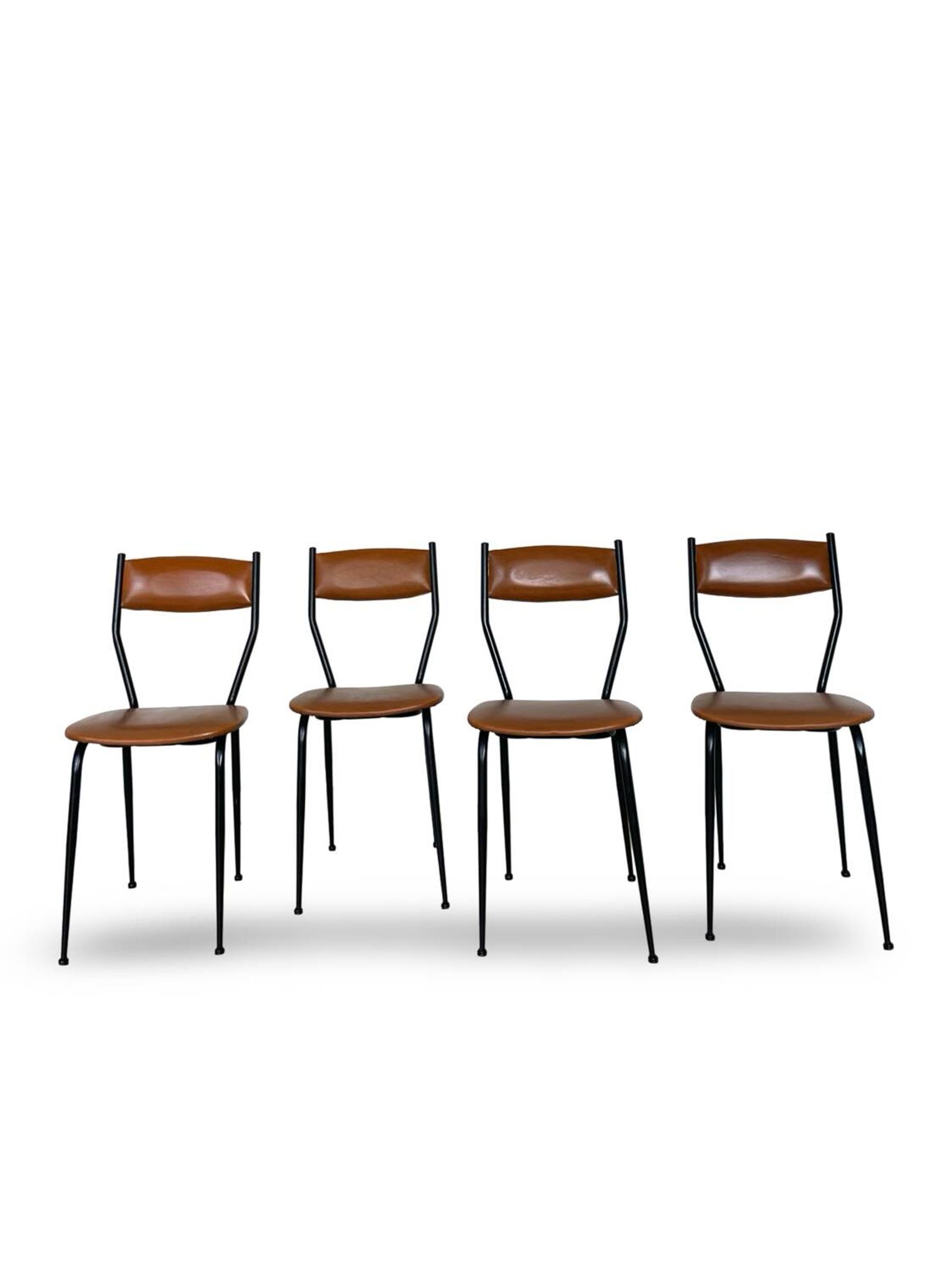 Chaises italiennes du milieu du siècle, années 1960.